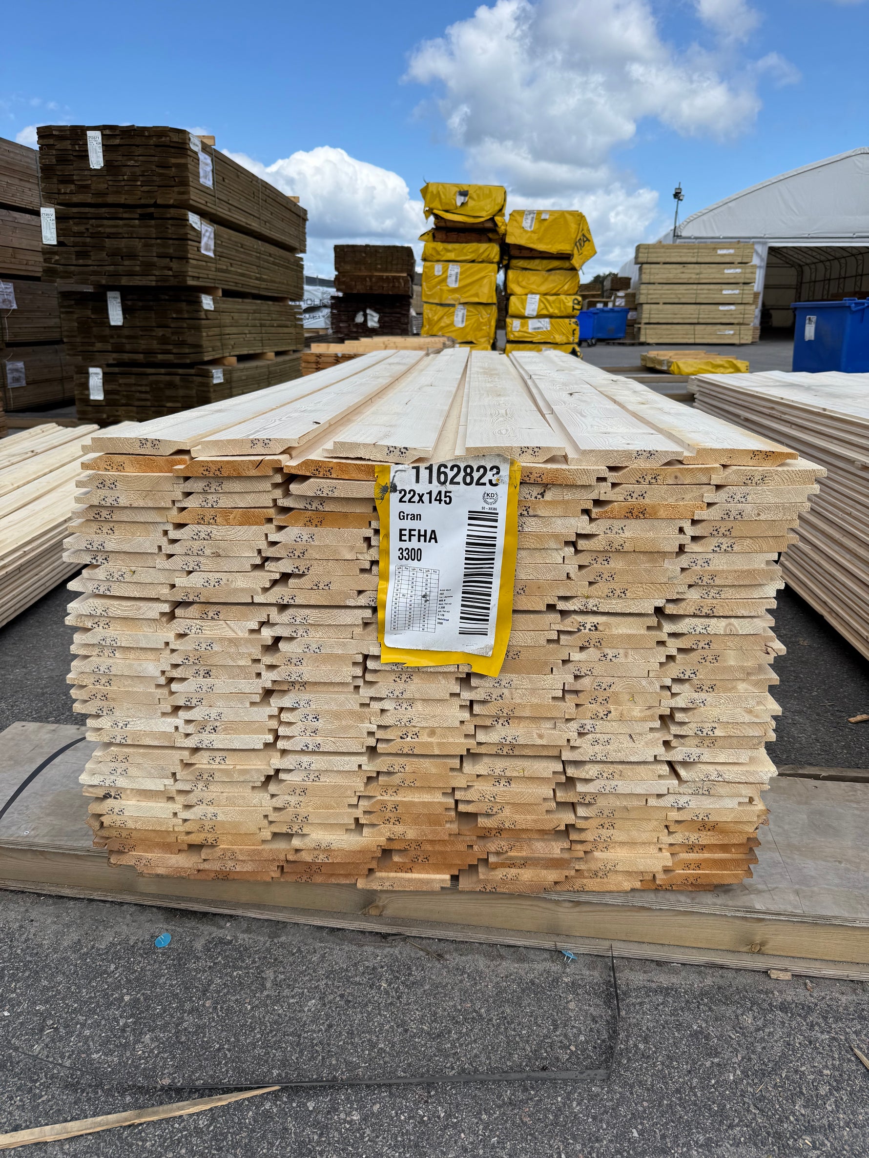Paket Ytterpanel Enkelfas Halvspont 22x145mm 3.30m 209st