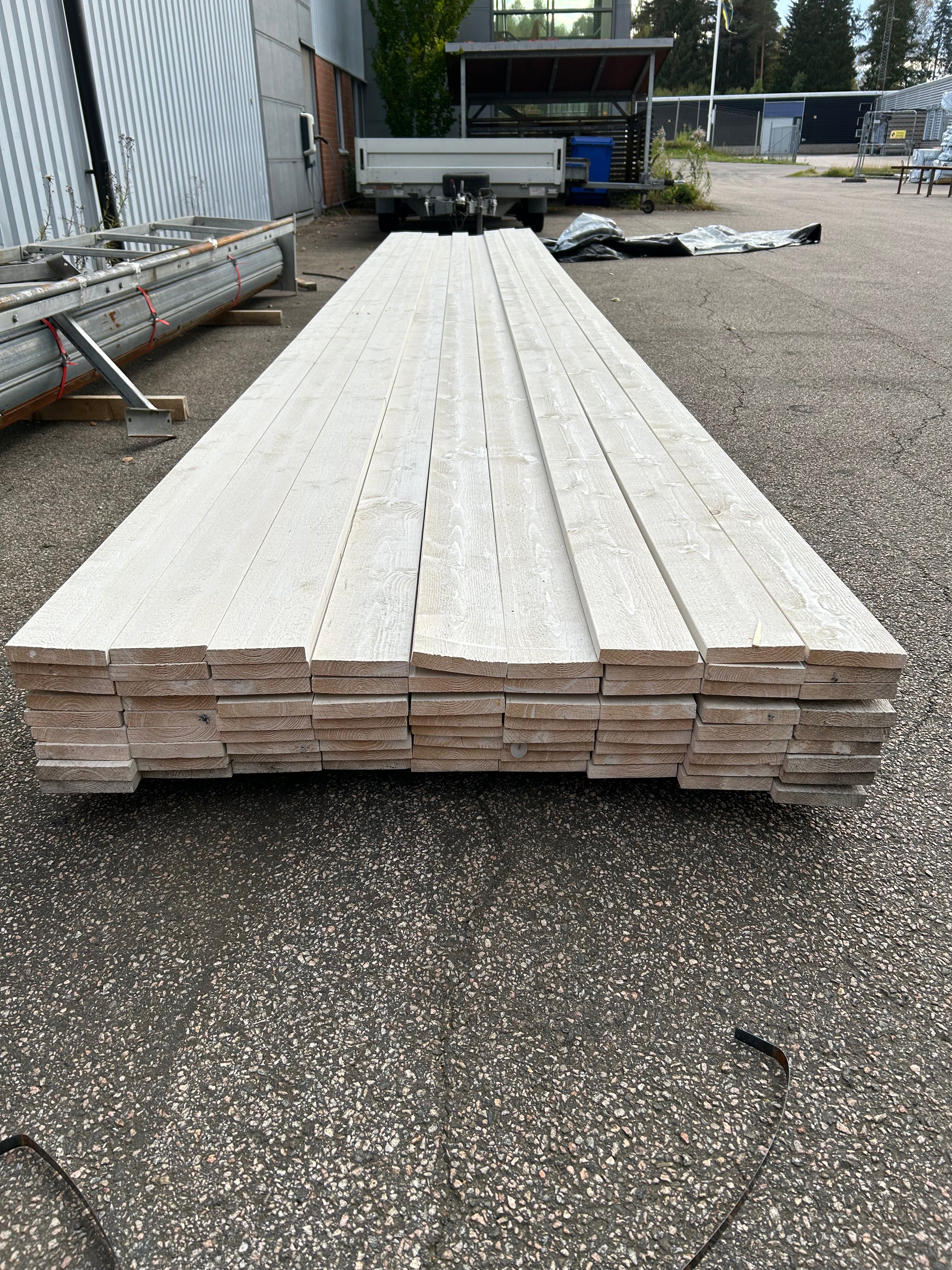 Parti Finsågad bräda 21x120- 7,2m 78st