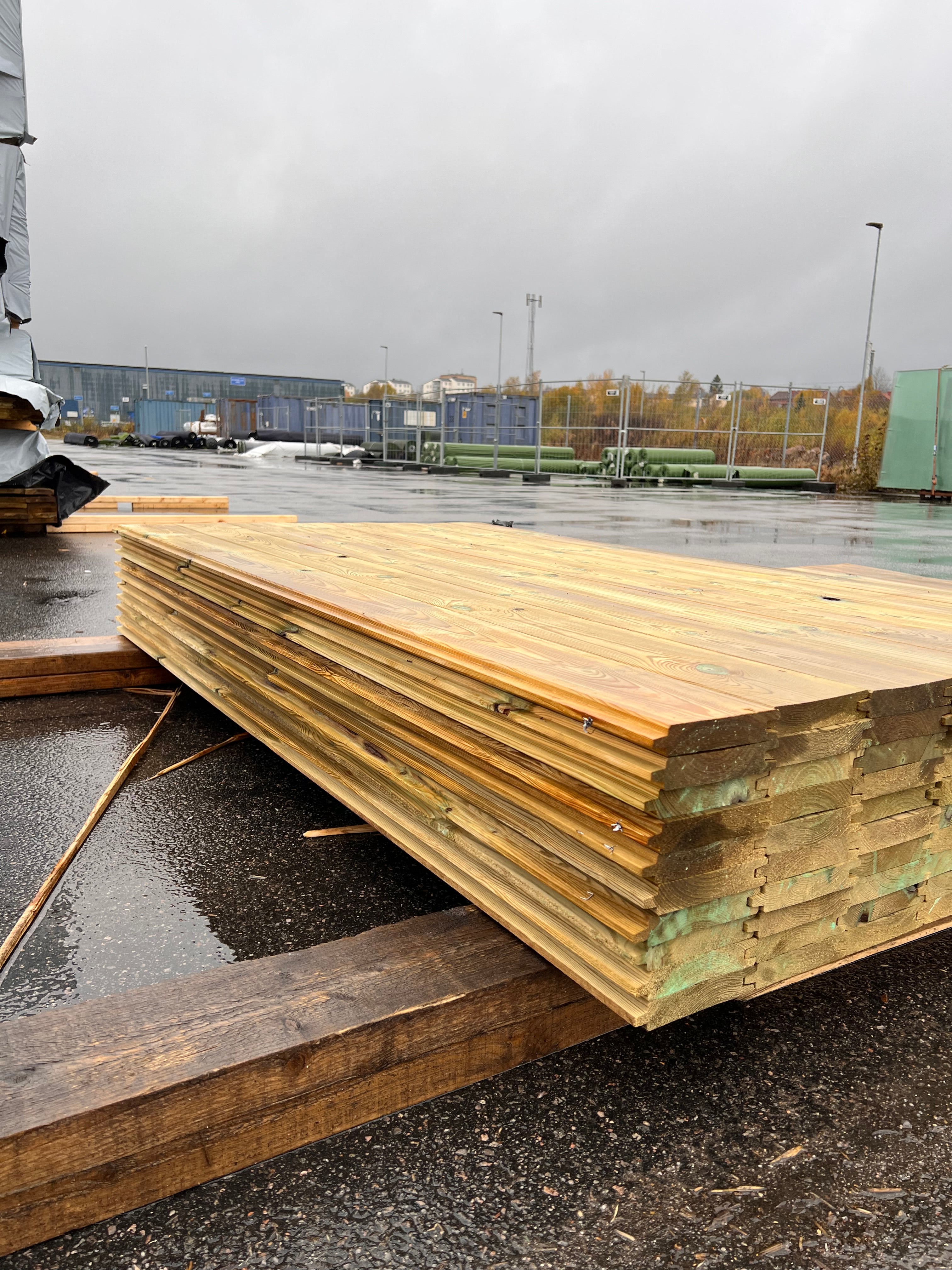 Paket Spontad Panel Hyvlad 27x145mm – 80 st 2.0m Tryckimpregnerad
