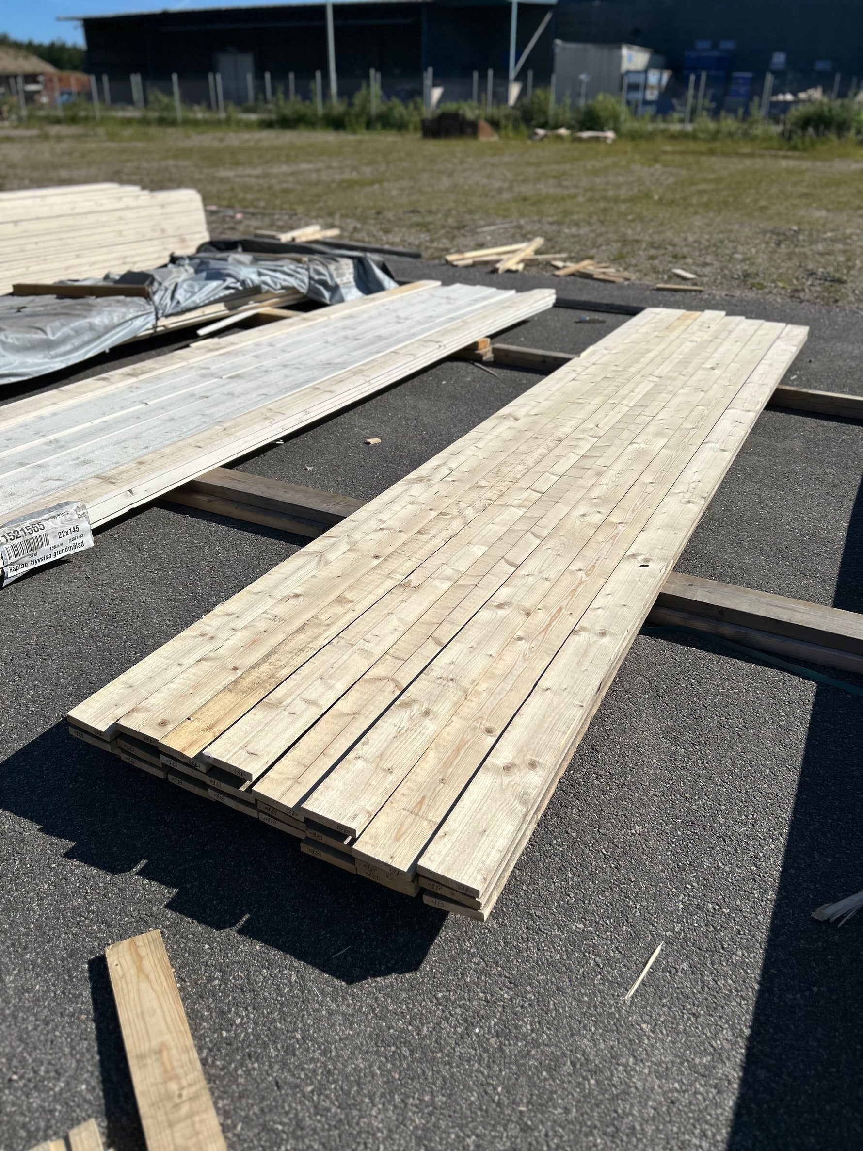 Paket Finsågade Brädor 22x120mm, 24st 4.80m Lasyr