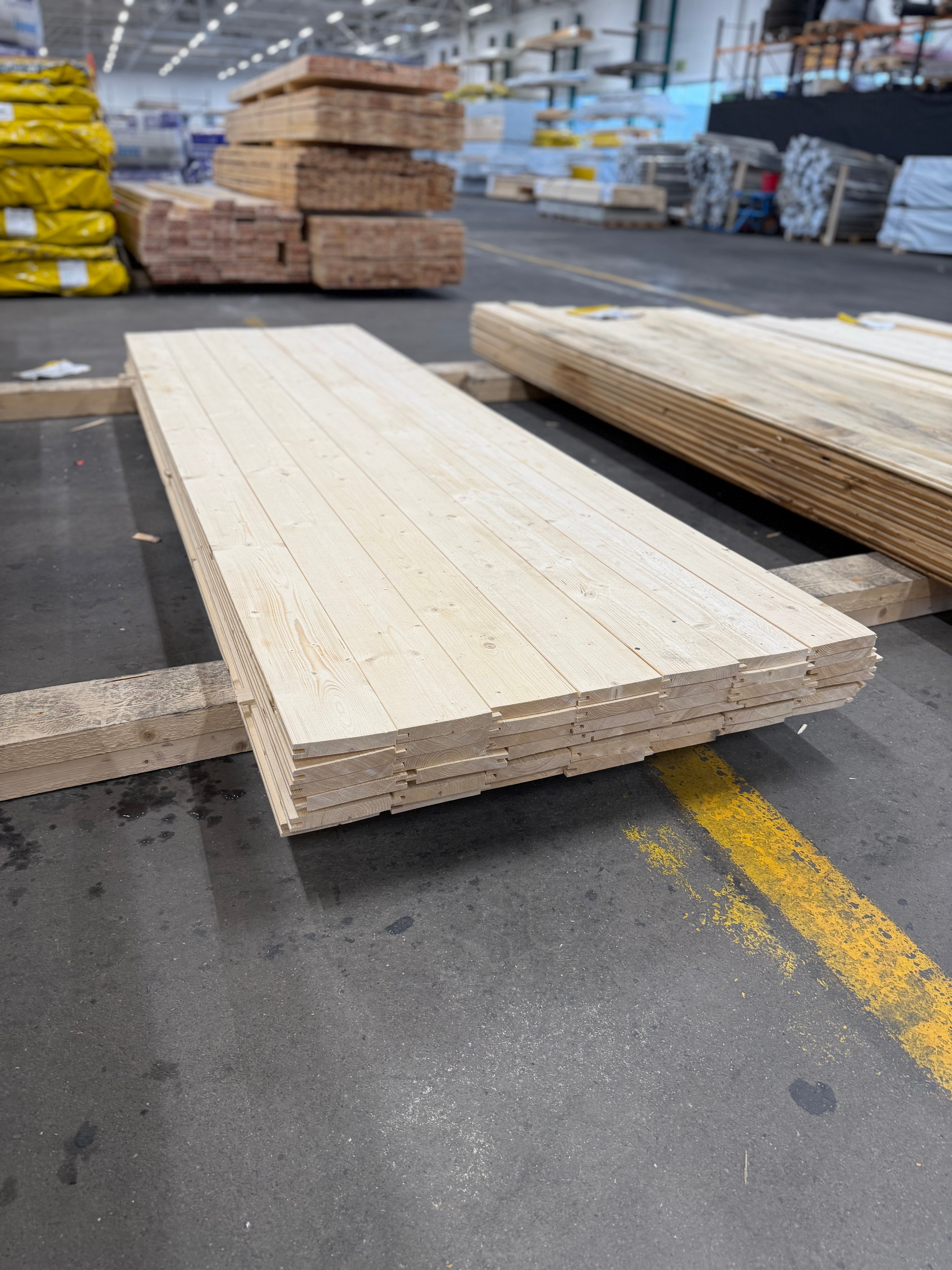 Paket Finsågade Brädor 22x145mm 42st 3.0m