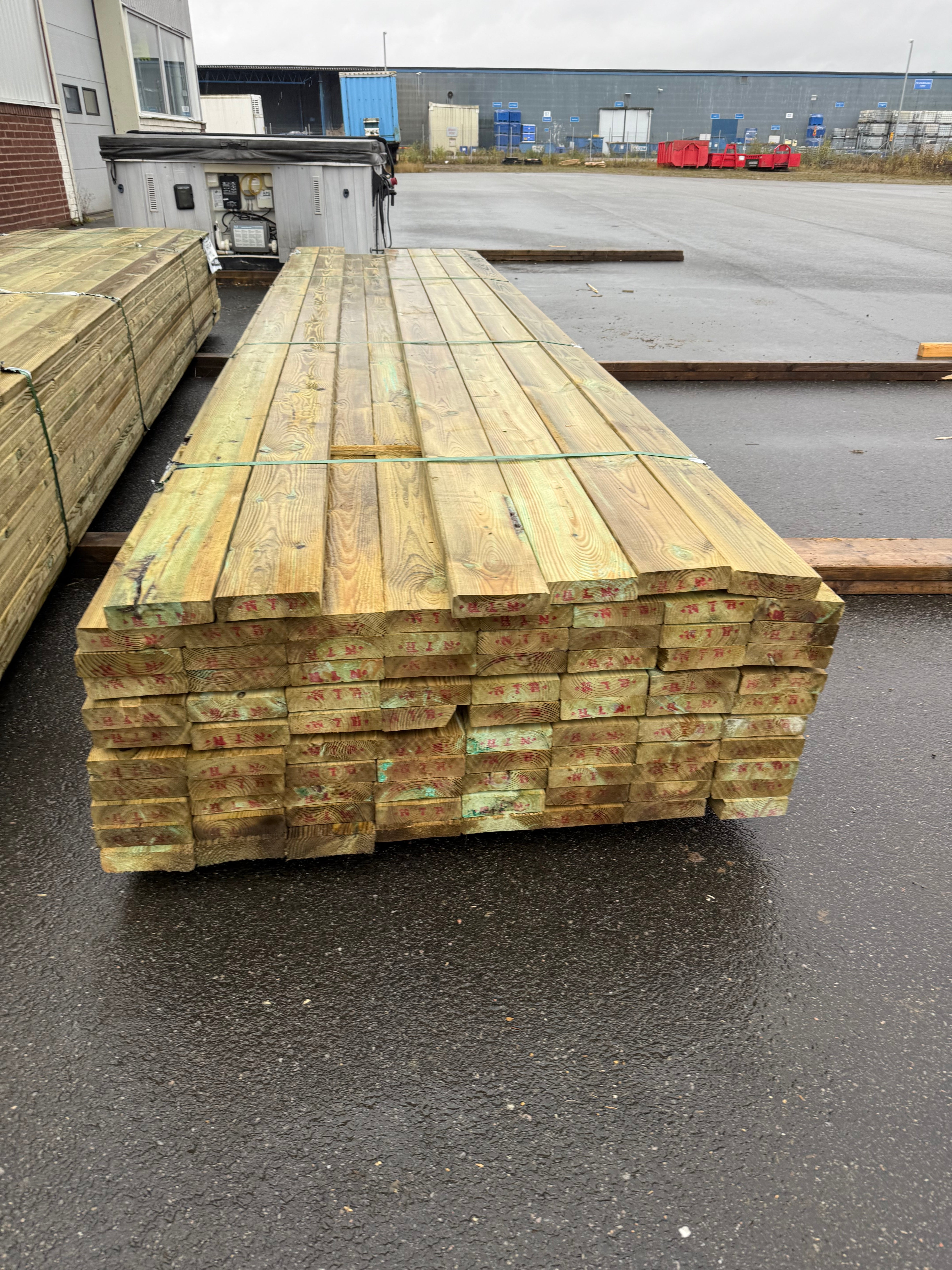 Paket Reglar 38x140mm – 85 st (4,80 m, Tryckimpregnerad Furu)