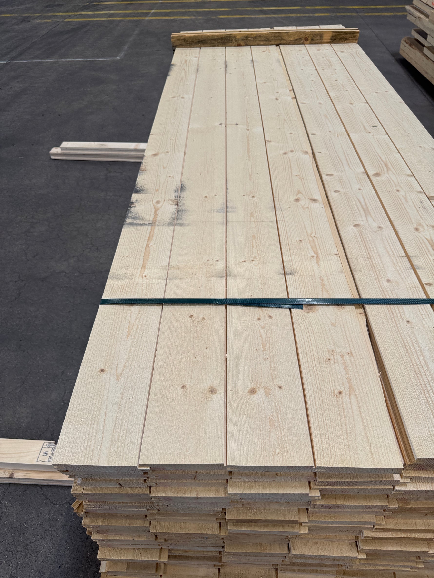 Paket Ytterpanel 22x145mm 2,50m – 175 st