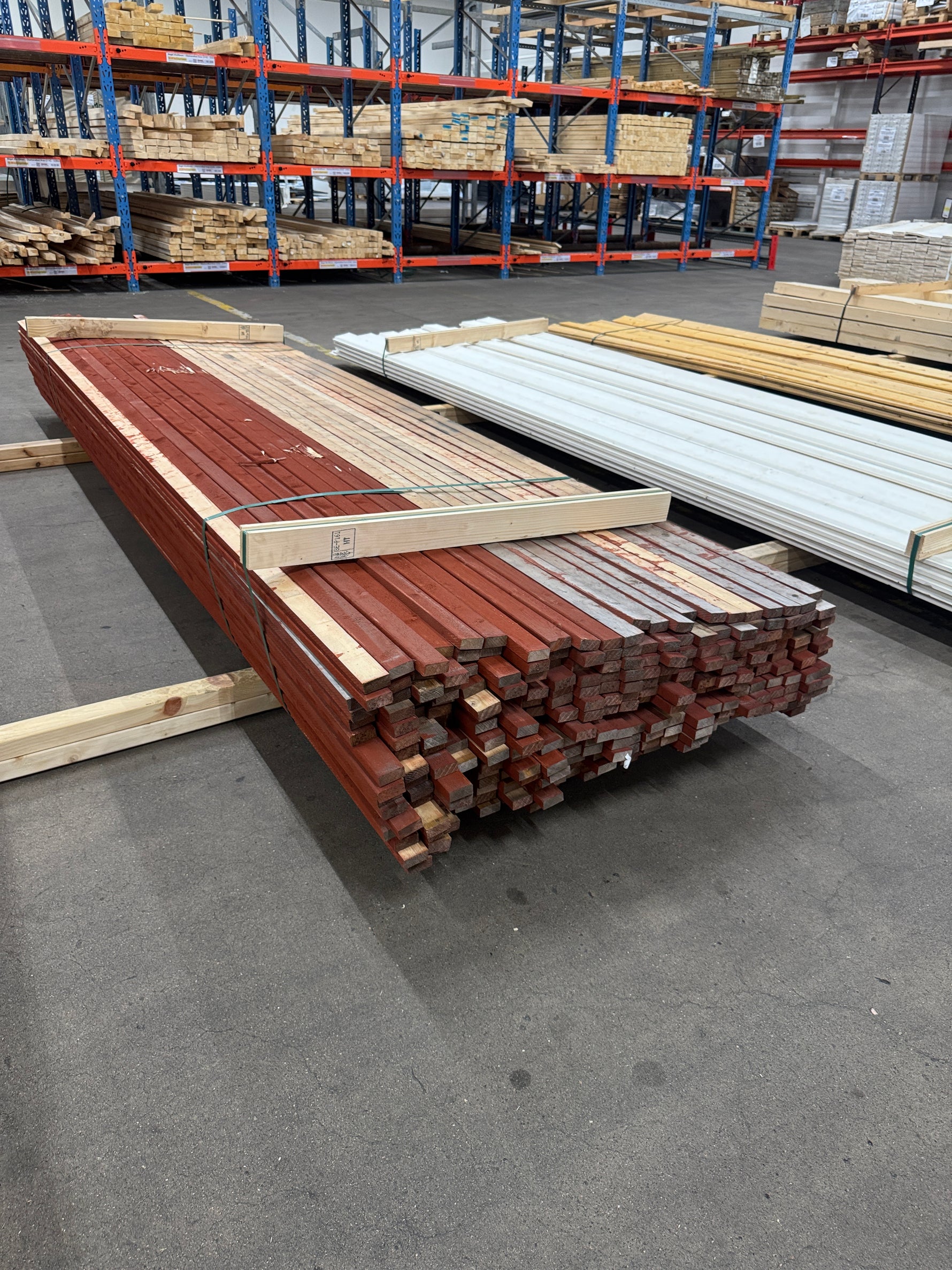 Paket Finsågad Läkt 22x45mm 3,60m – 290 st Röd