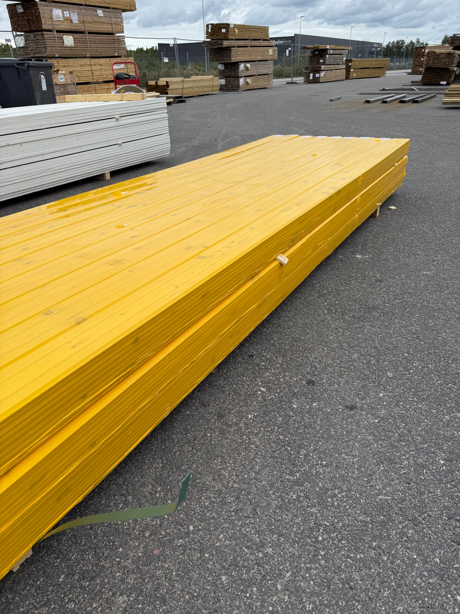 Paket Spårpanel 13x120 mm – Furu 3.60-3.90m 90,25kvm (Sekunda)