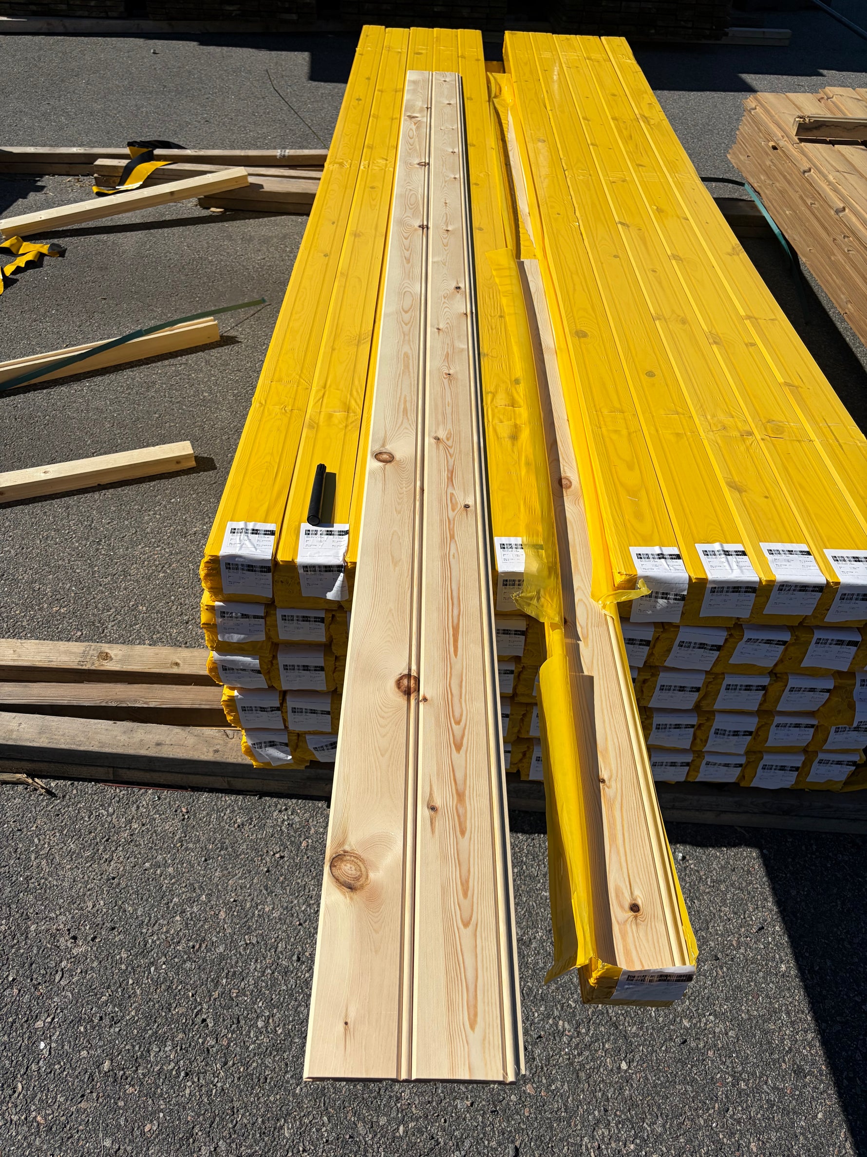 Pärlspont 12x95mm Sekunda Furu 3,60m– Säljes per paket