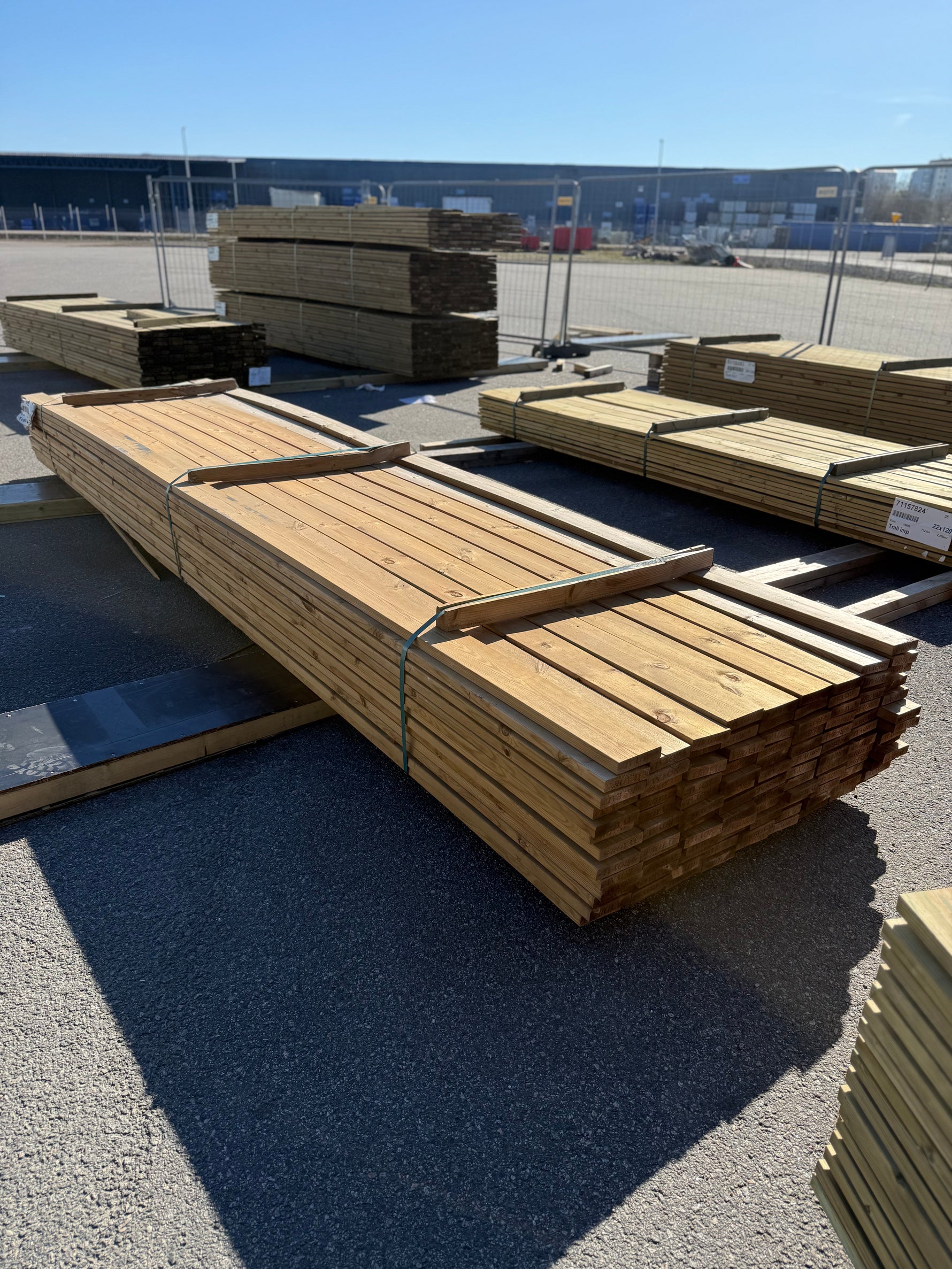 Paket Brunimpregnerad Trall 28x120mm, 108st 4,80m - Spirec