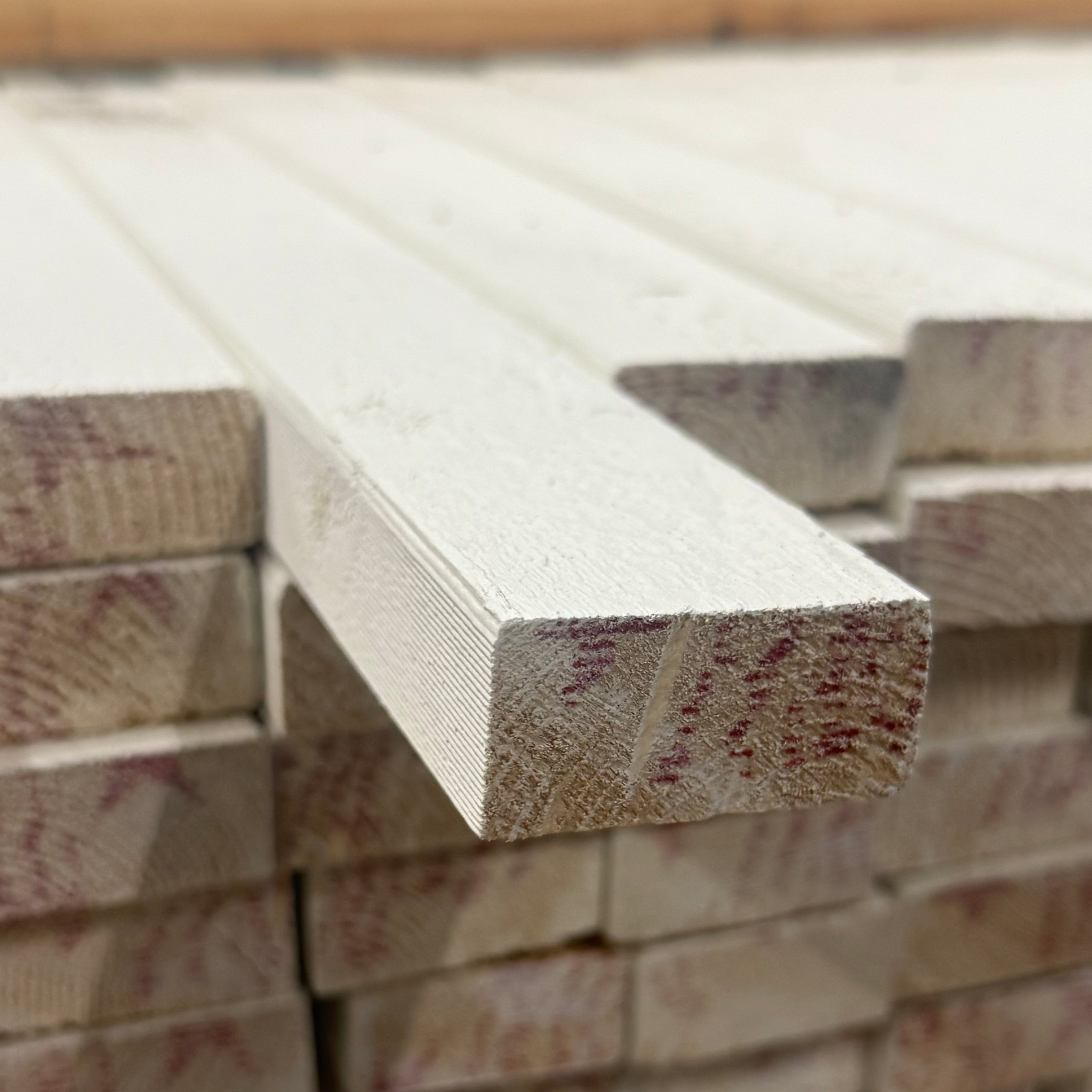 Lockläkt 22x45mm – Vitmålad