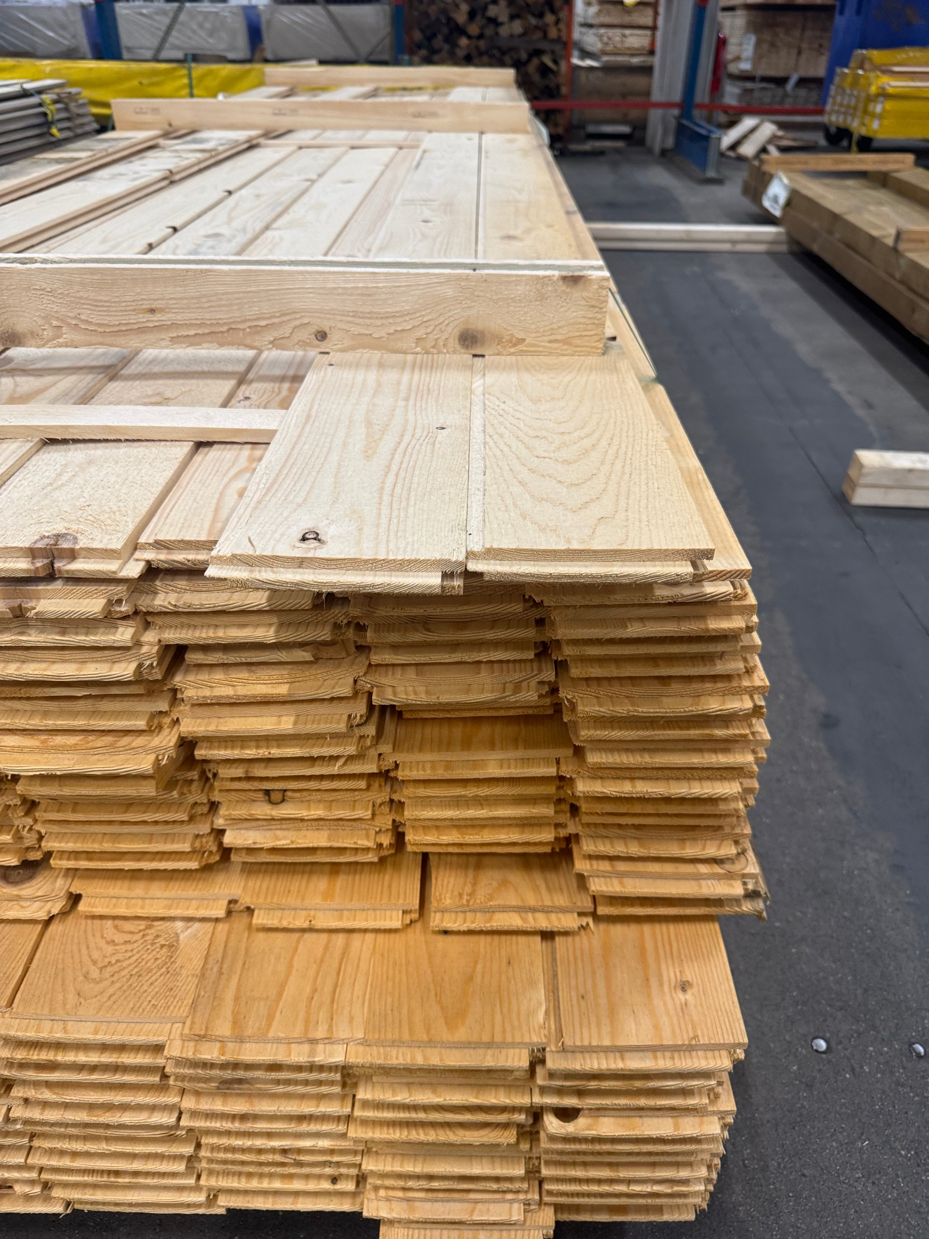 Paket Råspont 20x120mm – 220 st  3,90 m Felhyvlad