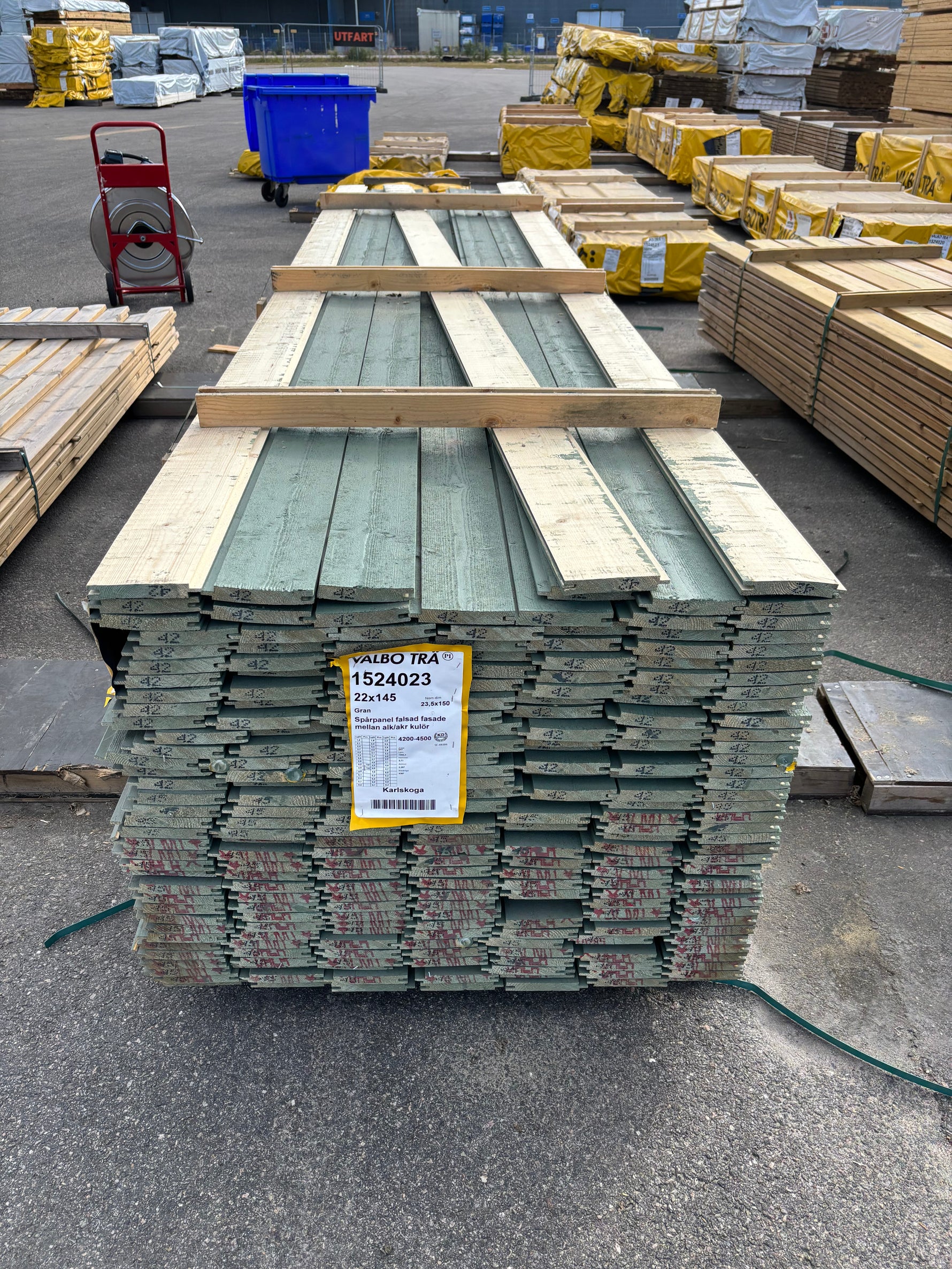 Paket Spontad Spårpanel 22x145mm (4,20–4,80m) 241st Gran