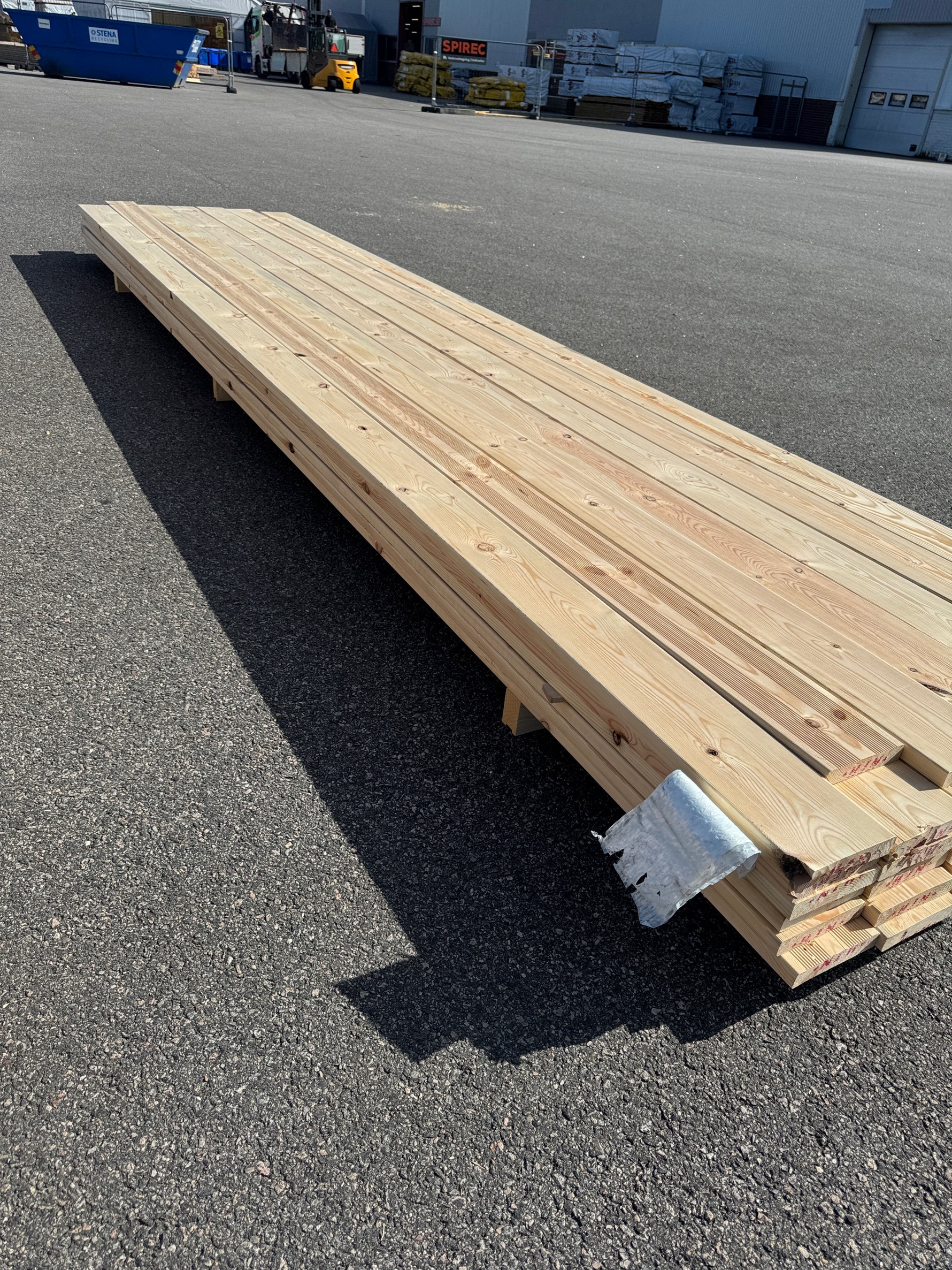 Paket Rillad 28x145 – 42st – 4.80 m – ANDRASORTERING