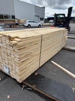 Paket Råsågade Brädor 22×125 mm – 326 st (3,30-3,90m)