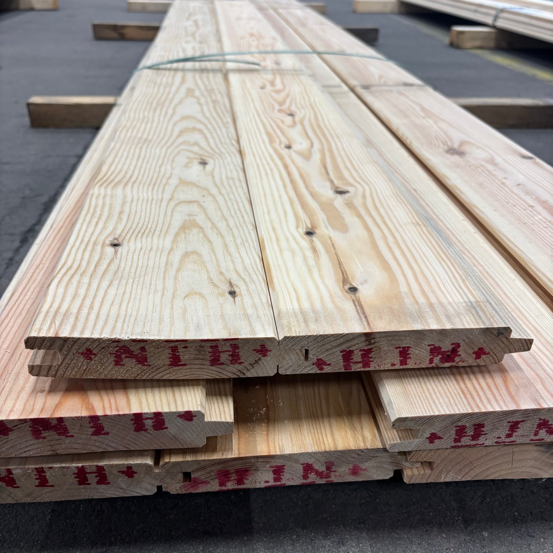 Spontad Panel 27x145mm 4,20m 10st Furu B-sortering