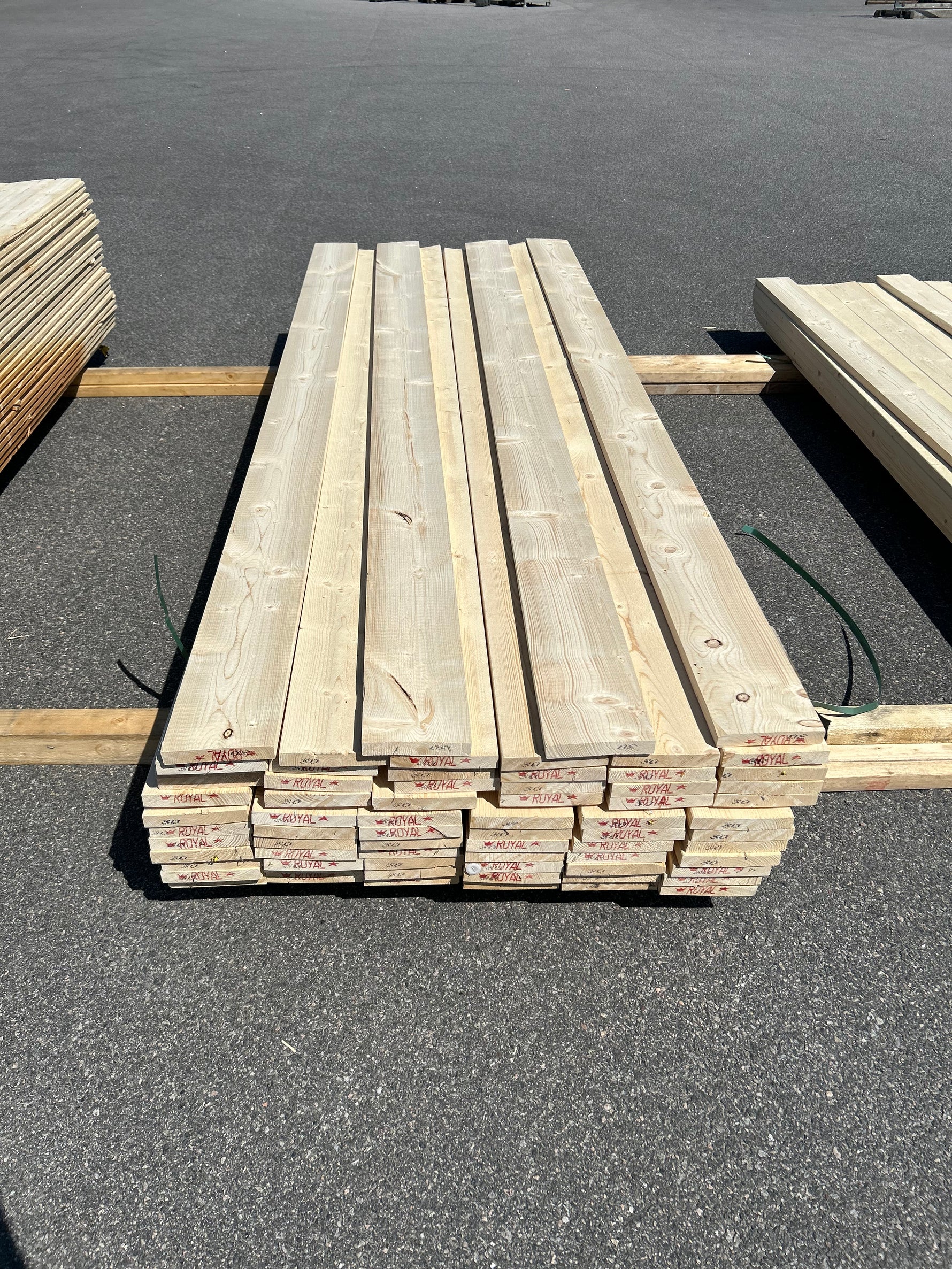 Paket Finsågade Brädor 28x170mm 3.0m 70st Obehandlade