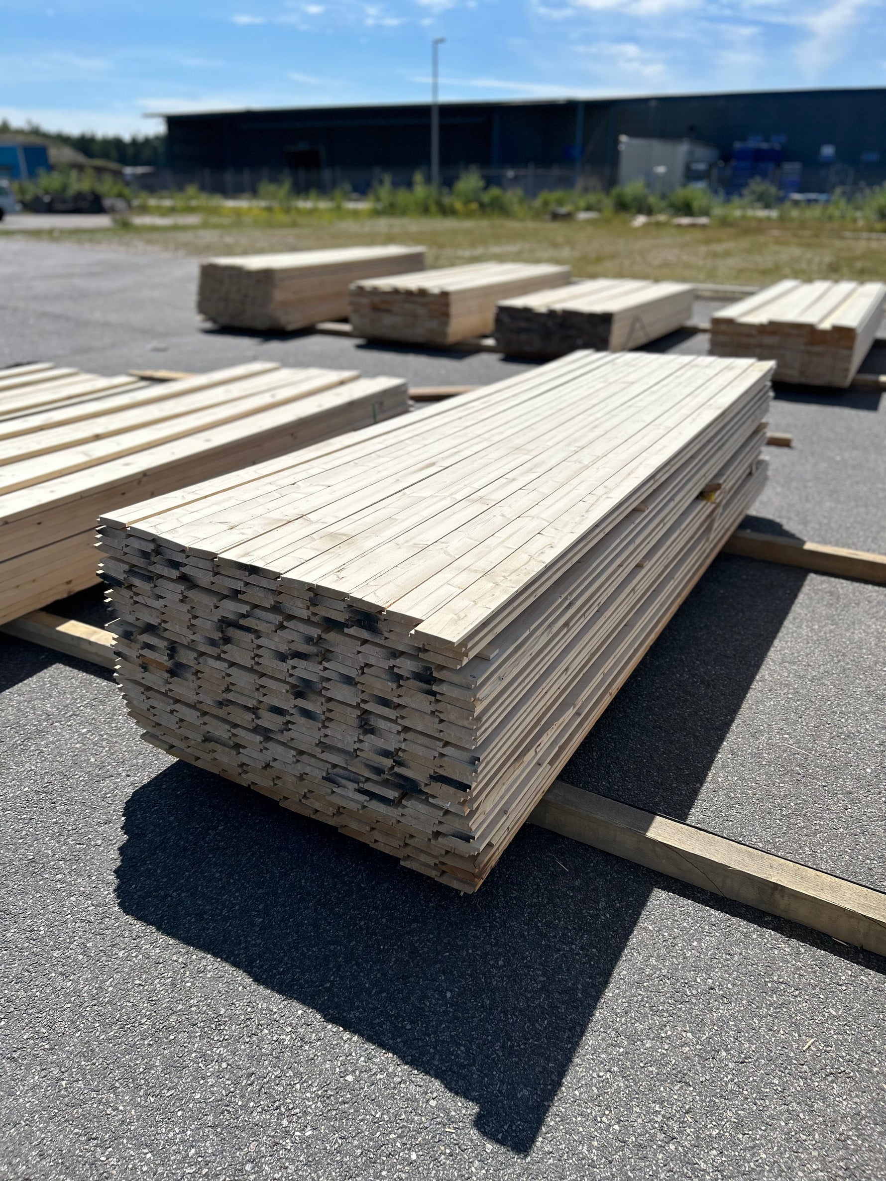 Paket Ytterpanel Enkelfas Halvspont 22x95mm 275st Gran 3.0m