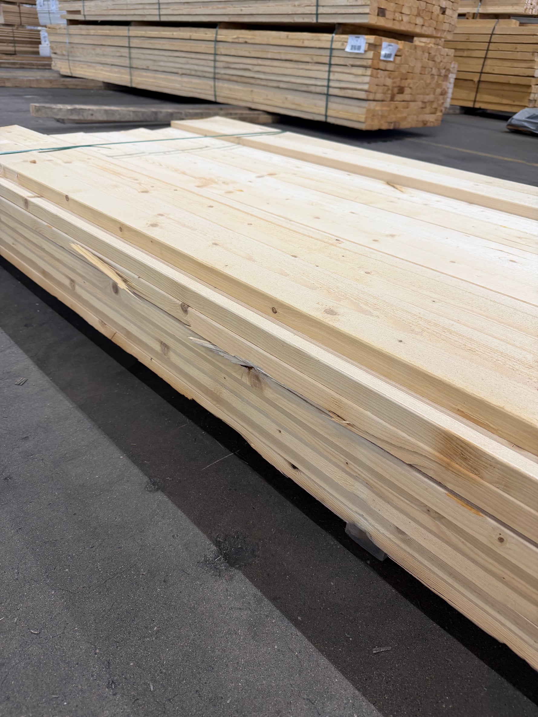 Paket Finsågade Brädor 28x120mm, 3.0m, 67 st