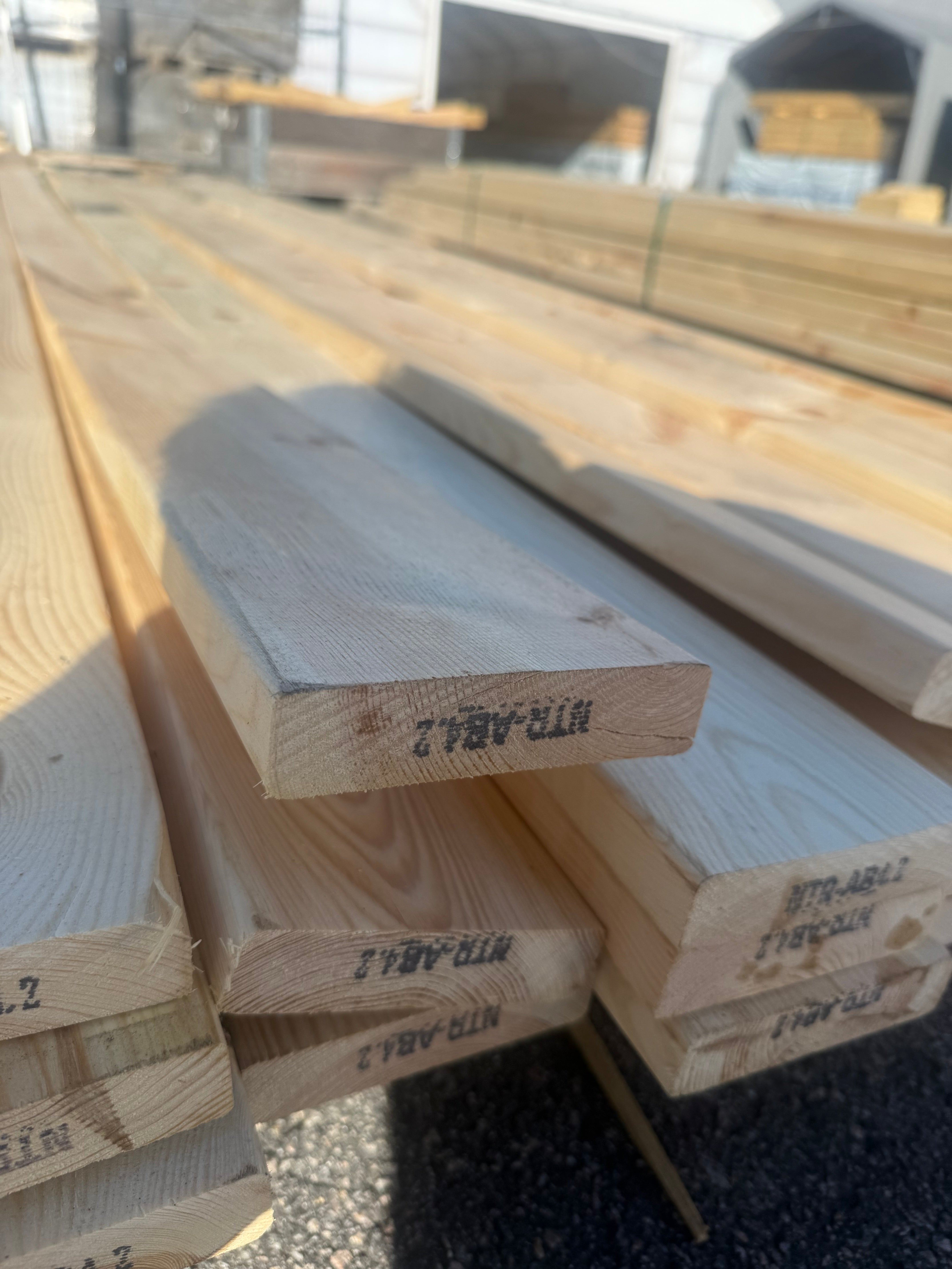 Paket Hyvlad 28x120mm 26st 4.20m – Andra sortering