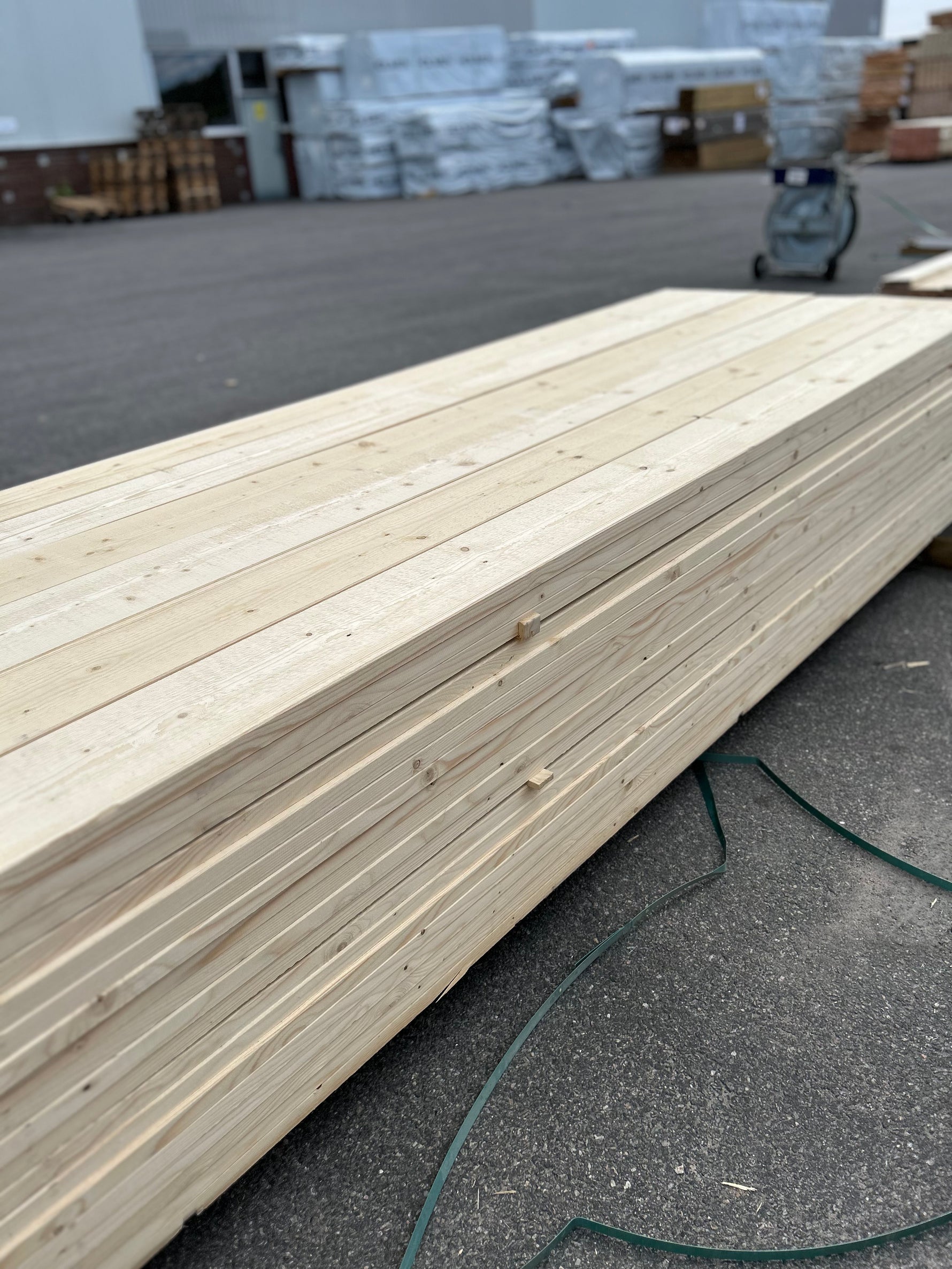 Paket Finsågade Brädor 28x170mm 3,30m 114st Obehandlade