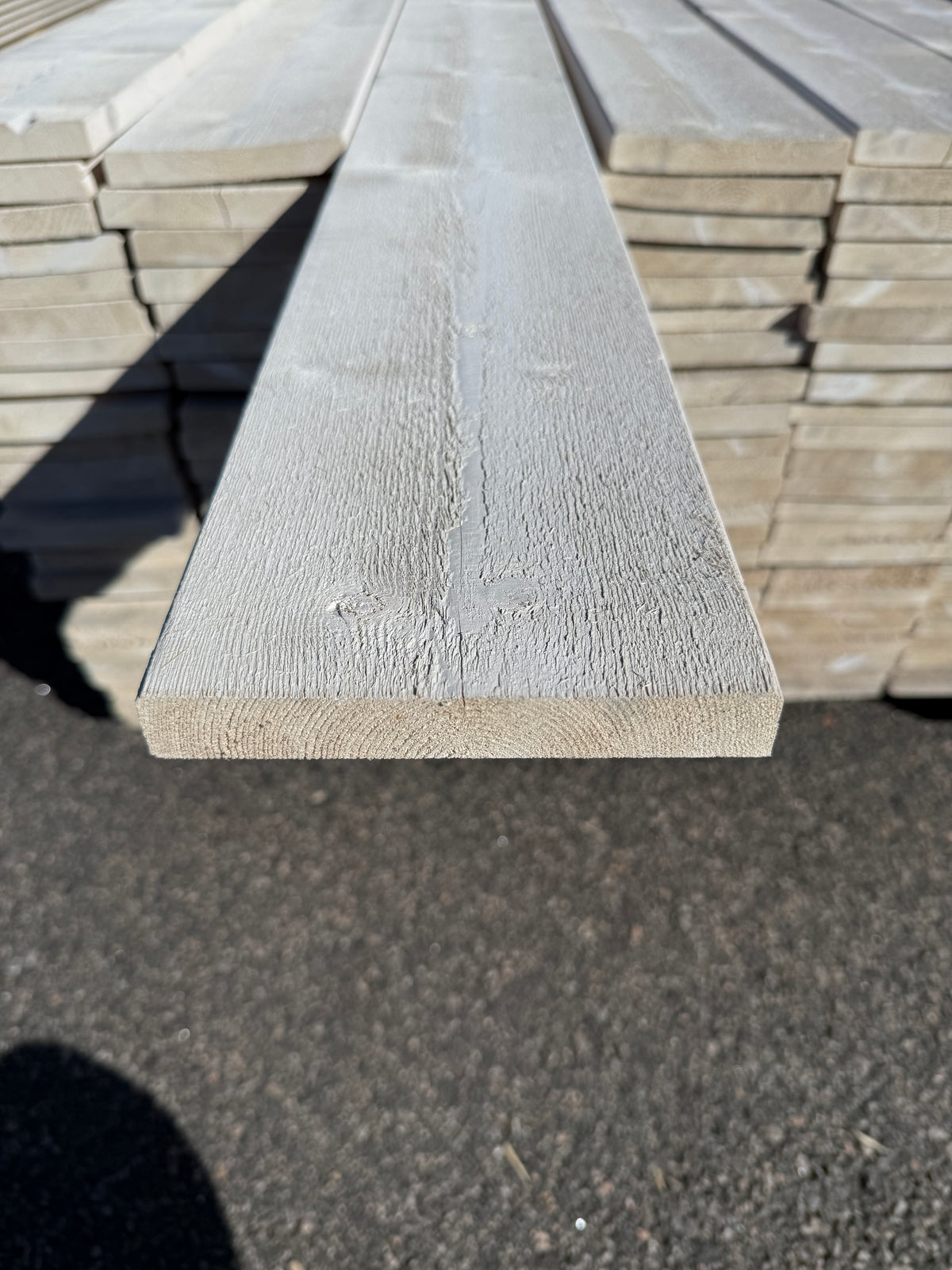 Paket Finsågade Brädor 22x145mm 3,90m 163st Grundmålade