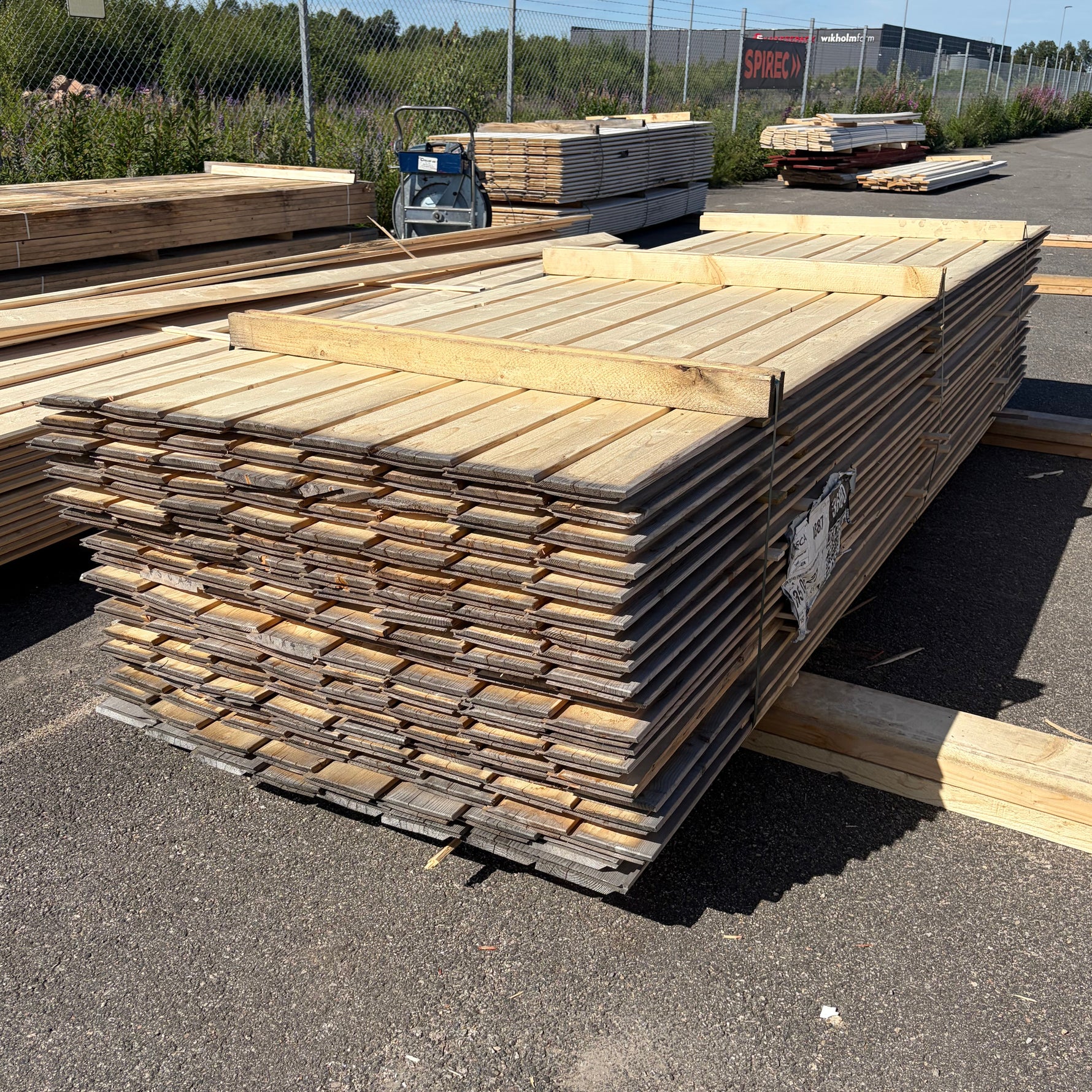 Paket Ytterpanel Enkelfas Fals Ändspont 22x145mm, 152st 3.60m