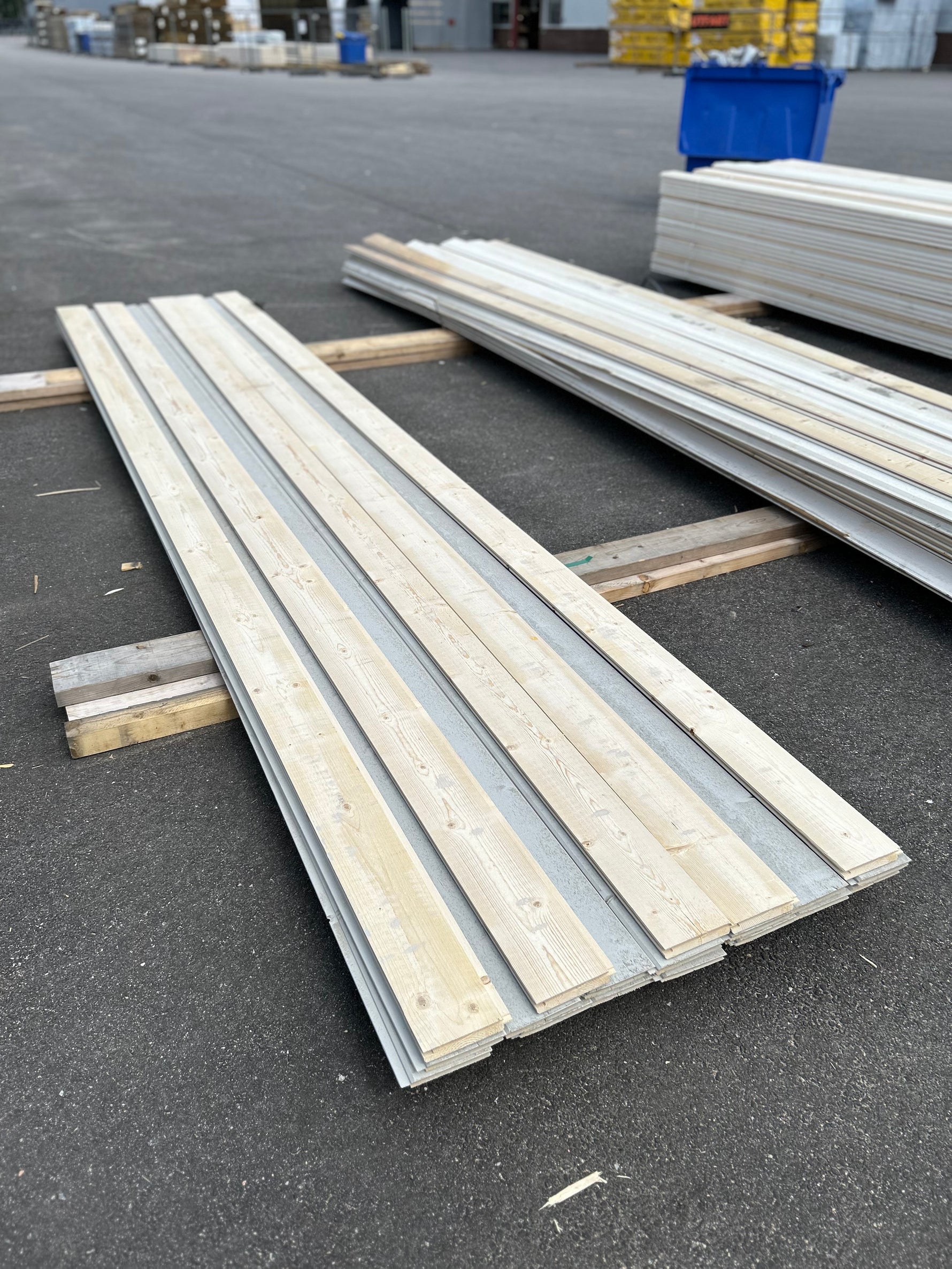 Paket Dubbelfas Halvspont Ändspont 22x145mm 4,80m 19st Grundmålad