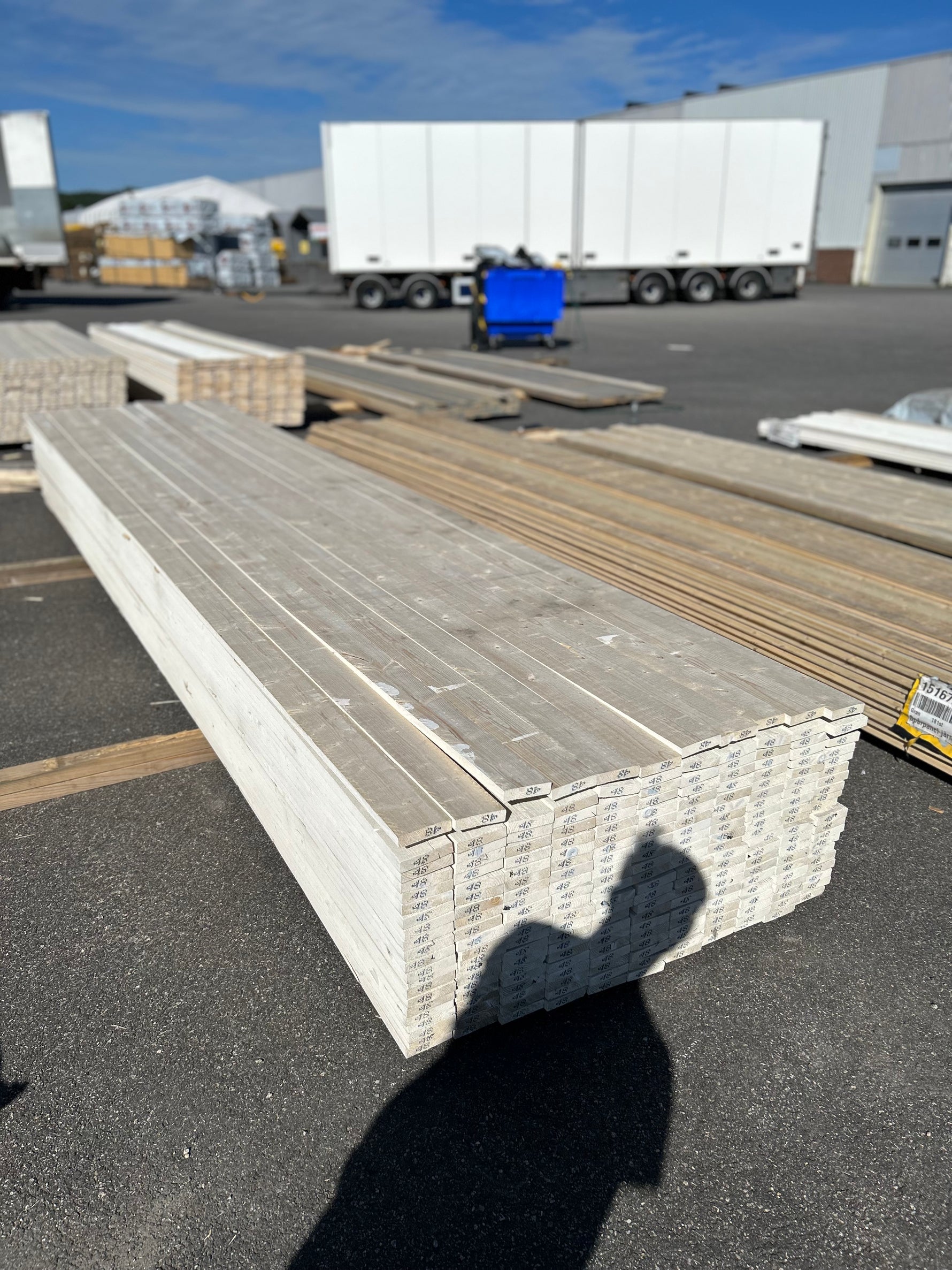 Paket Finsågade Brädor 22x95mm, 231st 4.80m Grundmålad
