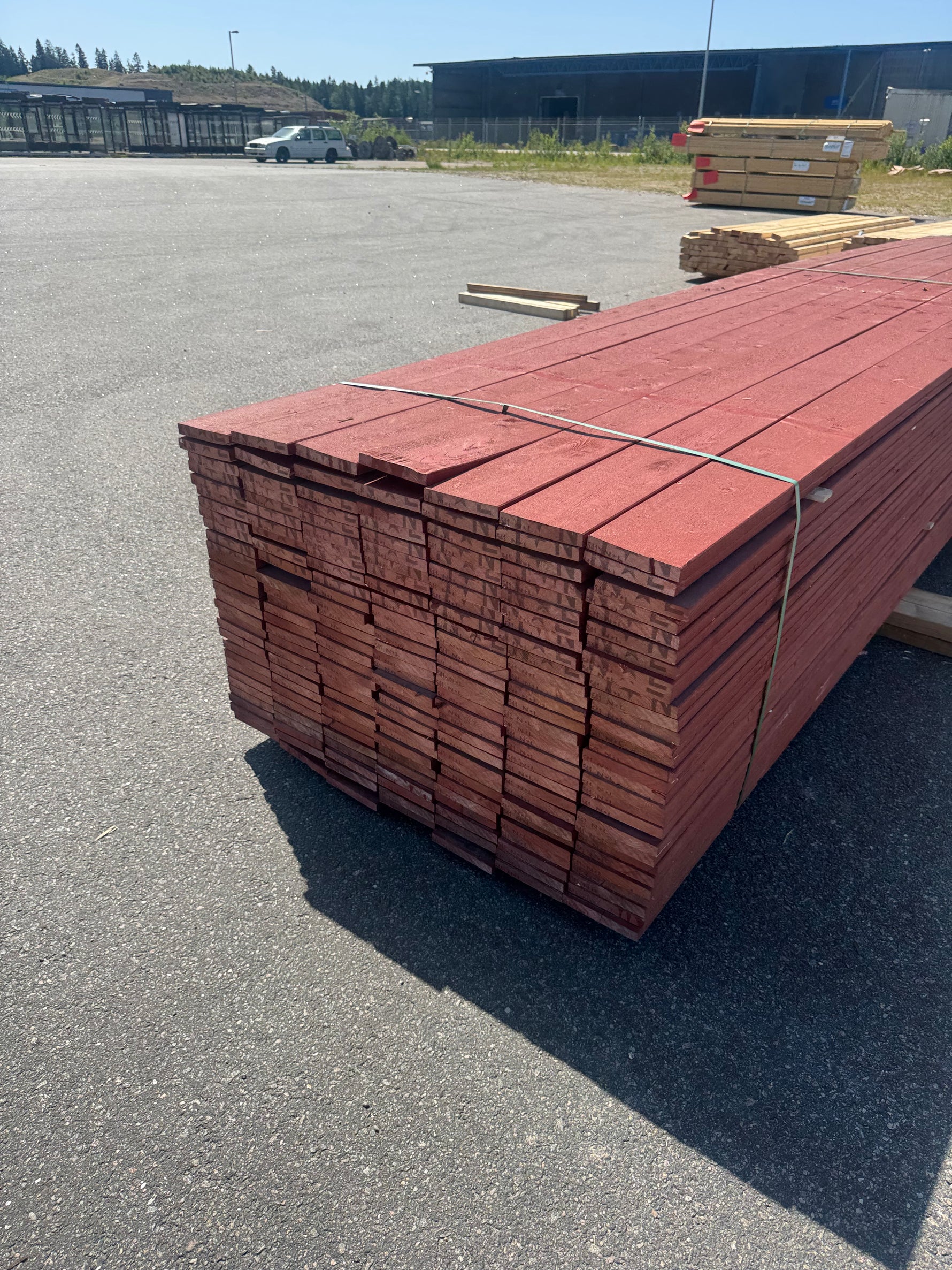 Paket Finsågad 22x145 mm, 203 st 5,40 m Röd