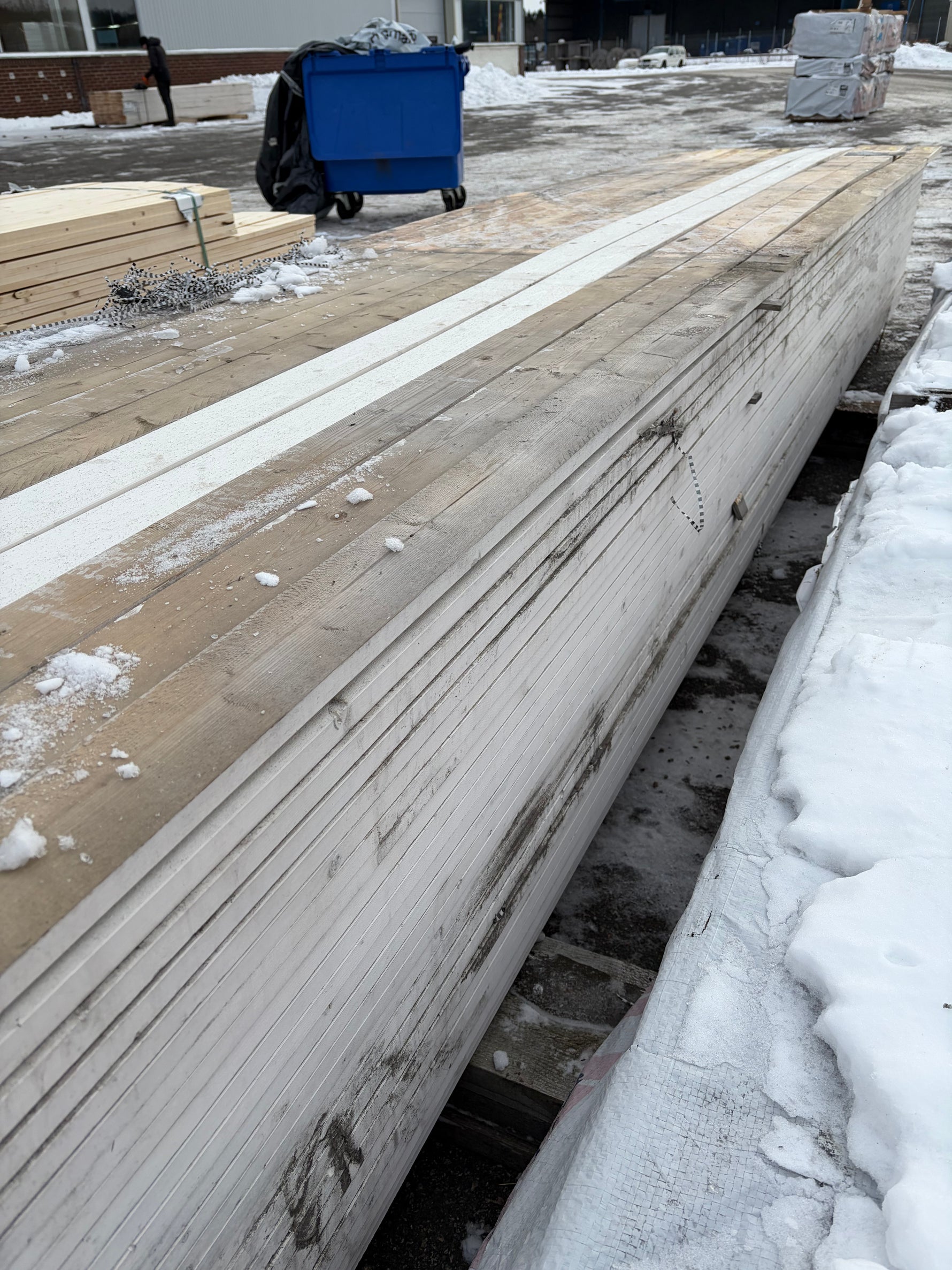Paket 22x95 vit mellan 5.4 m 286 st väderbitet/mögel? - Spirec