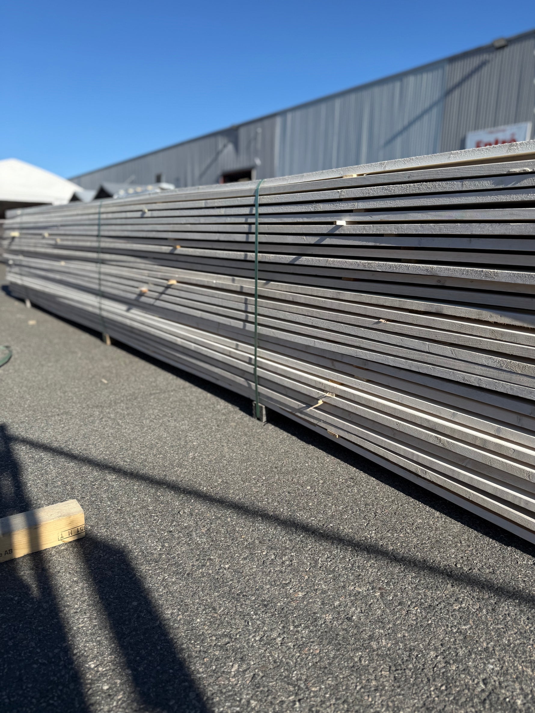 Paket Finsågad 22x70mm – 390 st 5,40 m Vit Grund - Spirec