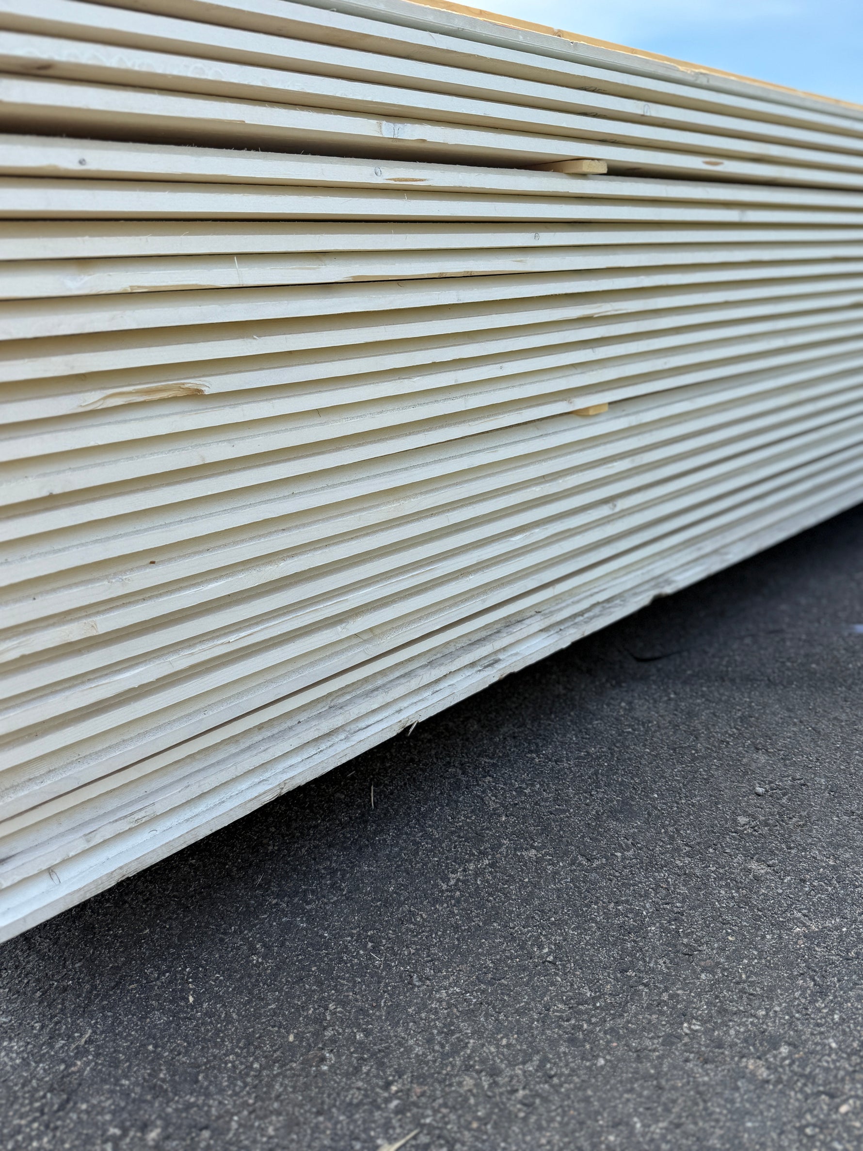 Paket Ytterpanel Enkelfas Halvspont 22x120mm, 221st 4.50m Grundmålad