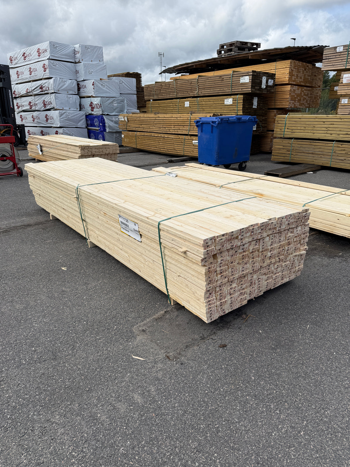 Paket Finsågade Brädor 22x95 mm – 3,60m 275st (Obehandlade)