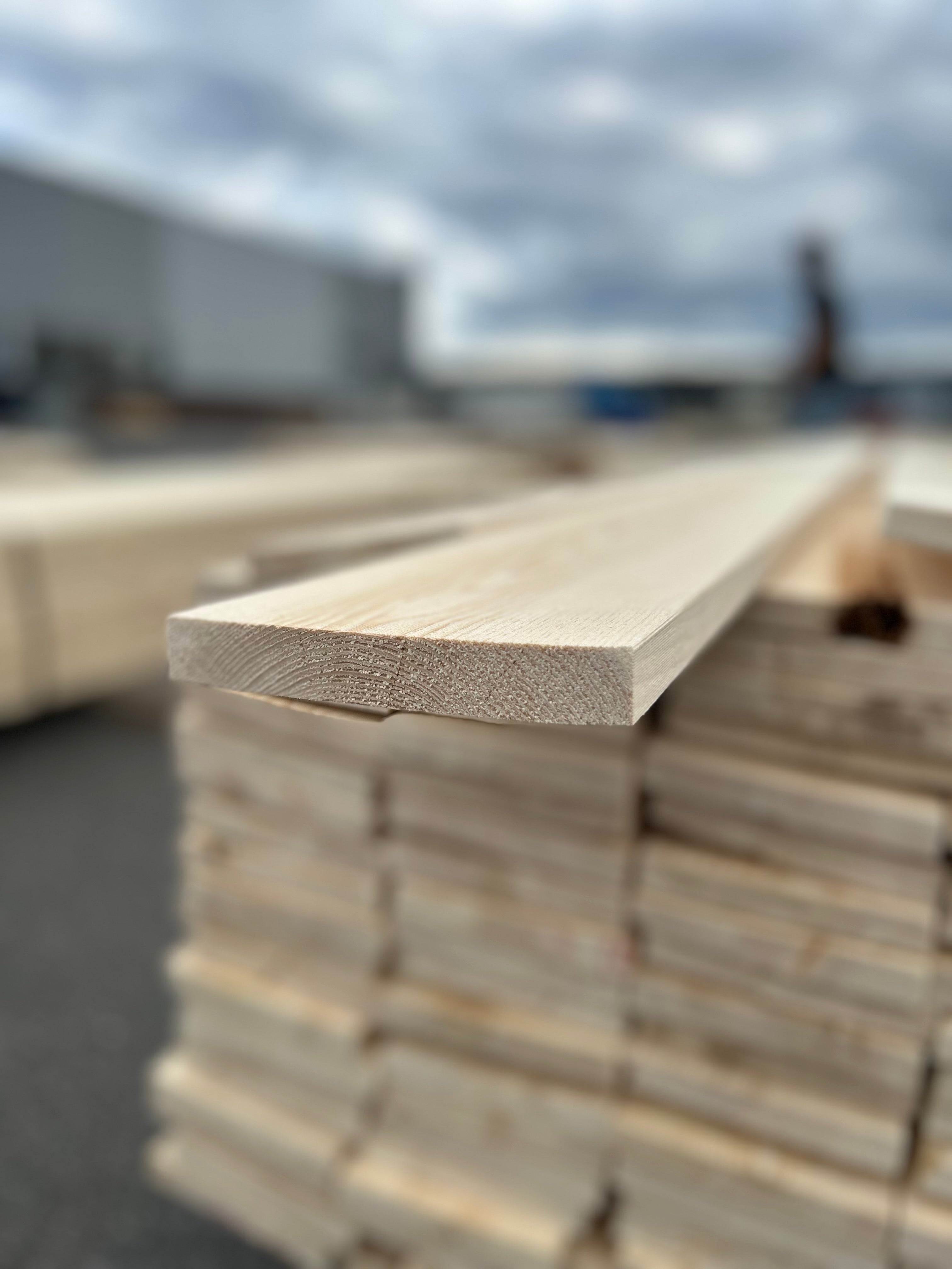 Paket Finsågad Panel 22x145mm 145st 5.40m – Andra sortering