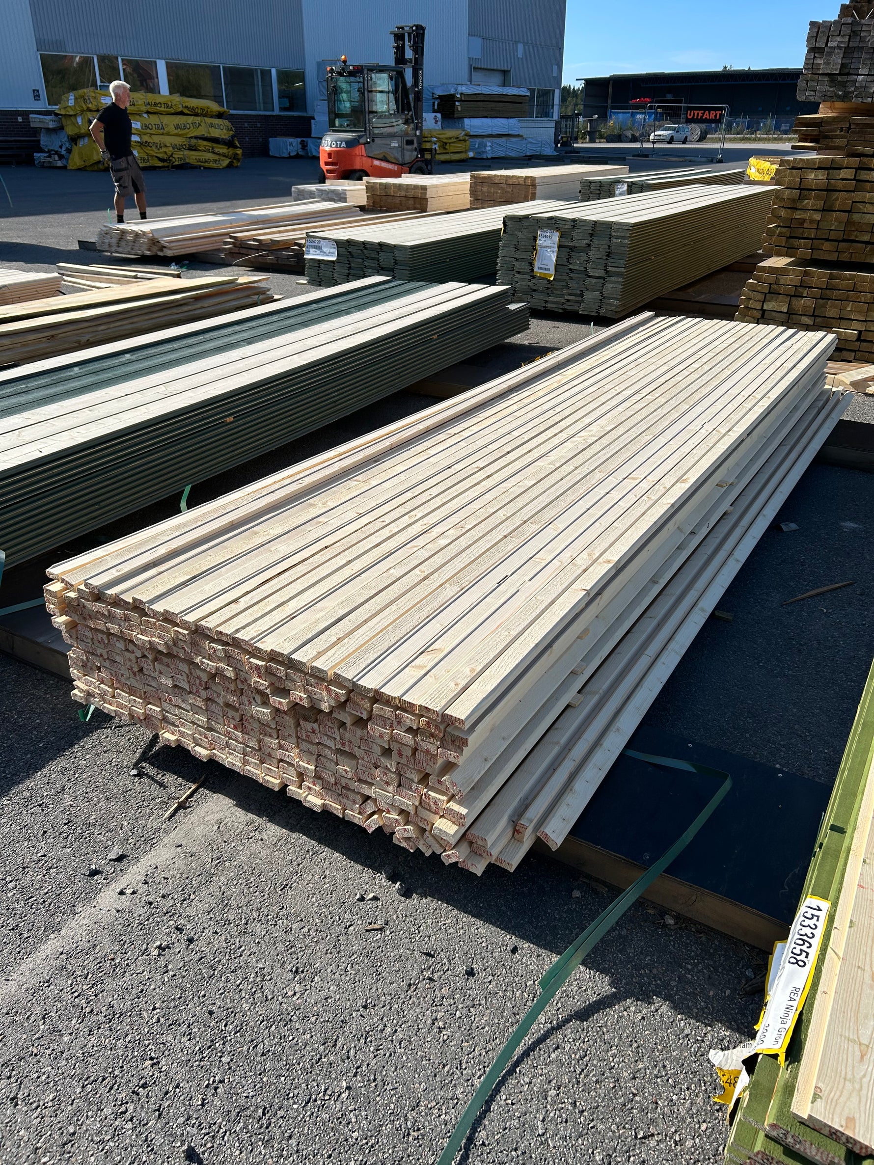 Paket Lockläkt 22x45mm 3.60m 286st Obehandlad