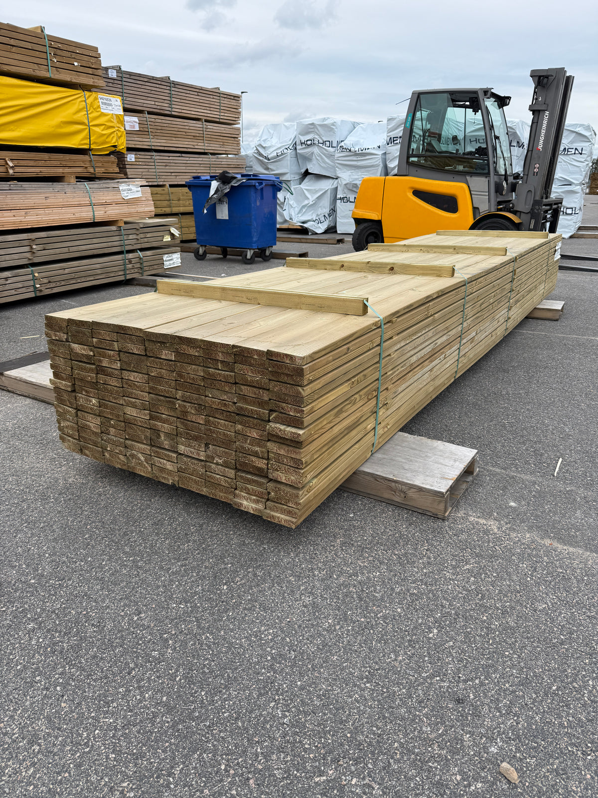 Paket Tryckimpregnerad Trall 28x120 mm – 4,80 m (G4-3)