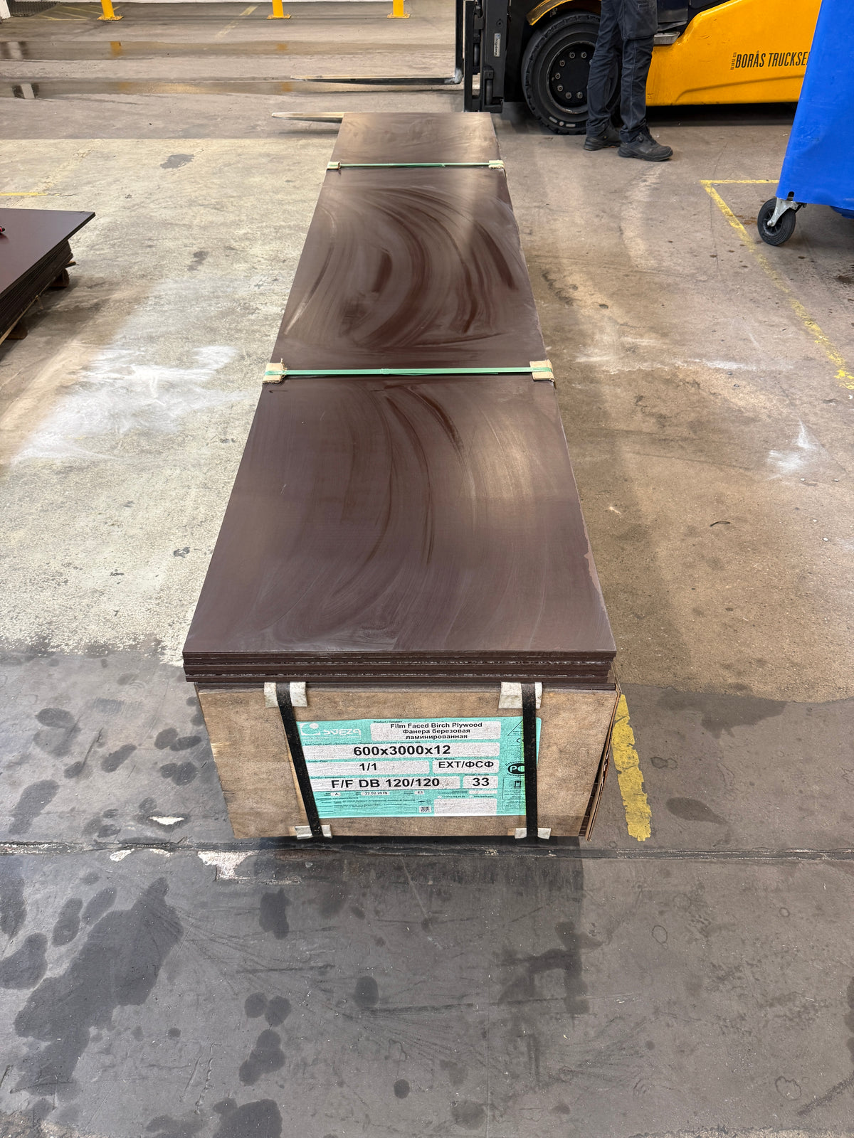 Paket Formplywood Björk 12x600x3000mm 38st