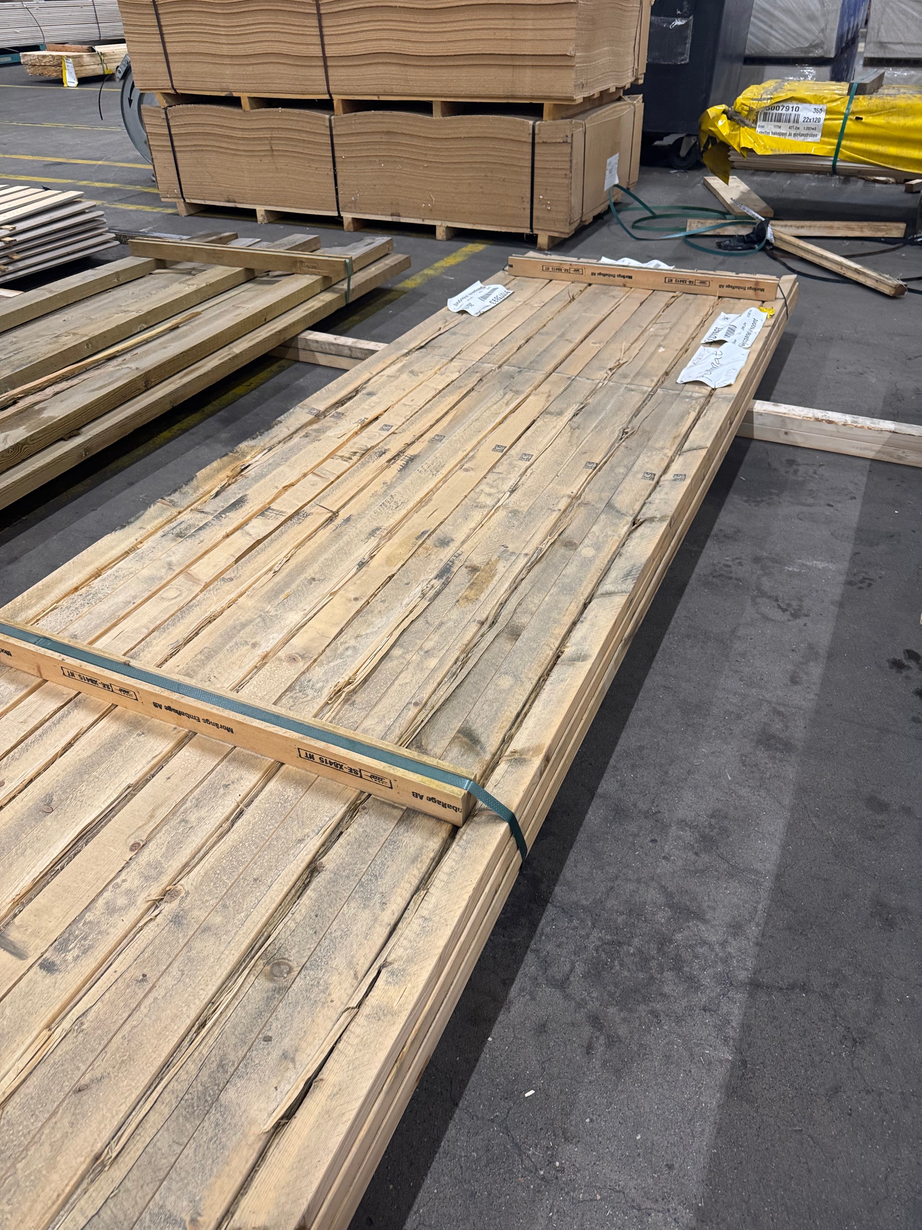 Paket Glespanel Felhyvlad 28x70mm – 60 st (5,40 m)