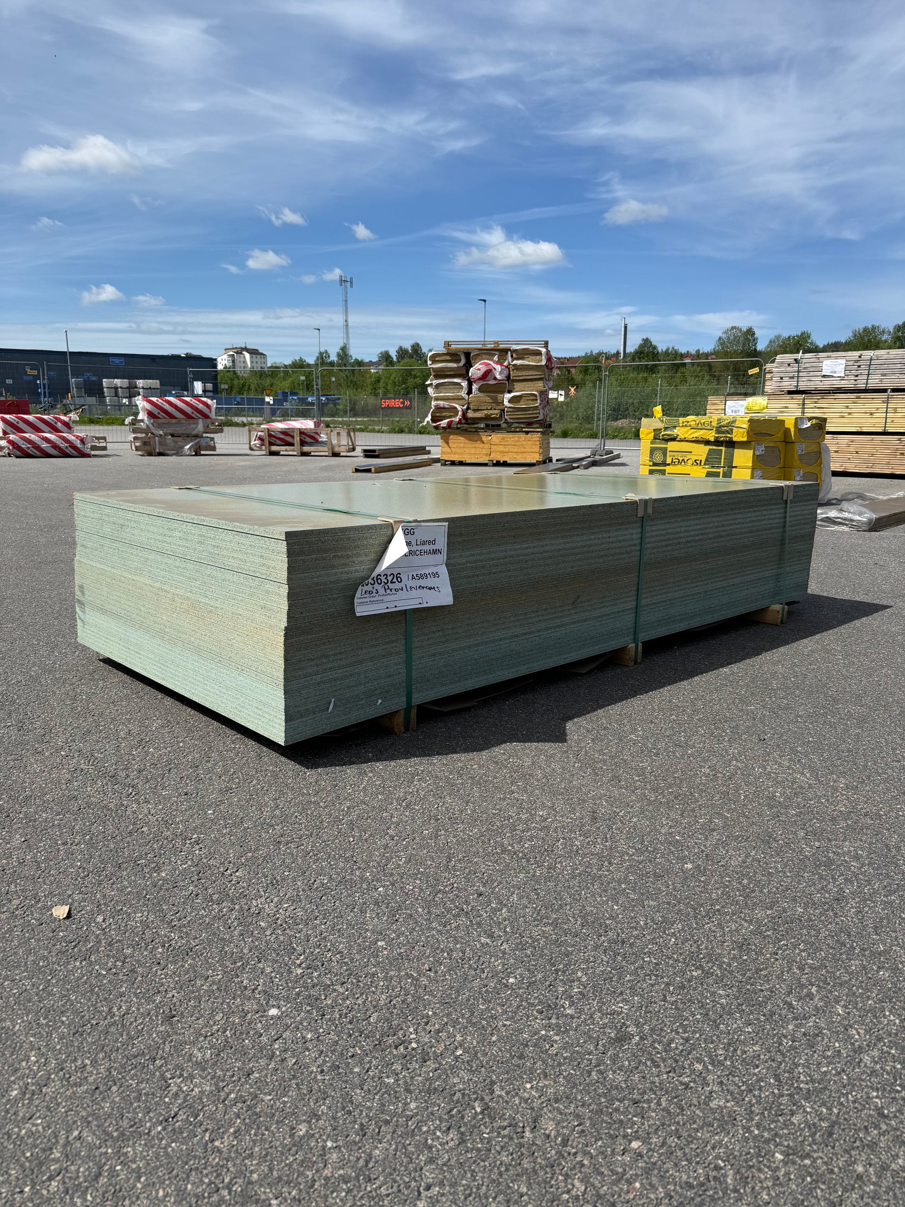 Paket Lackade Spånskivor, 30st 1200x2500mm