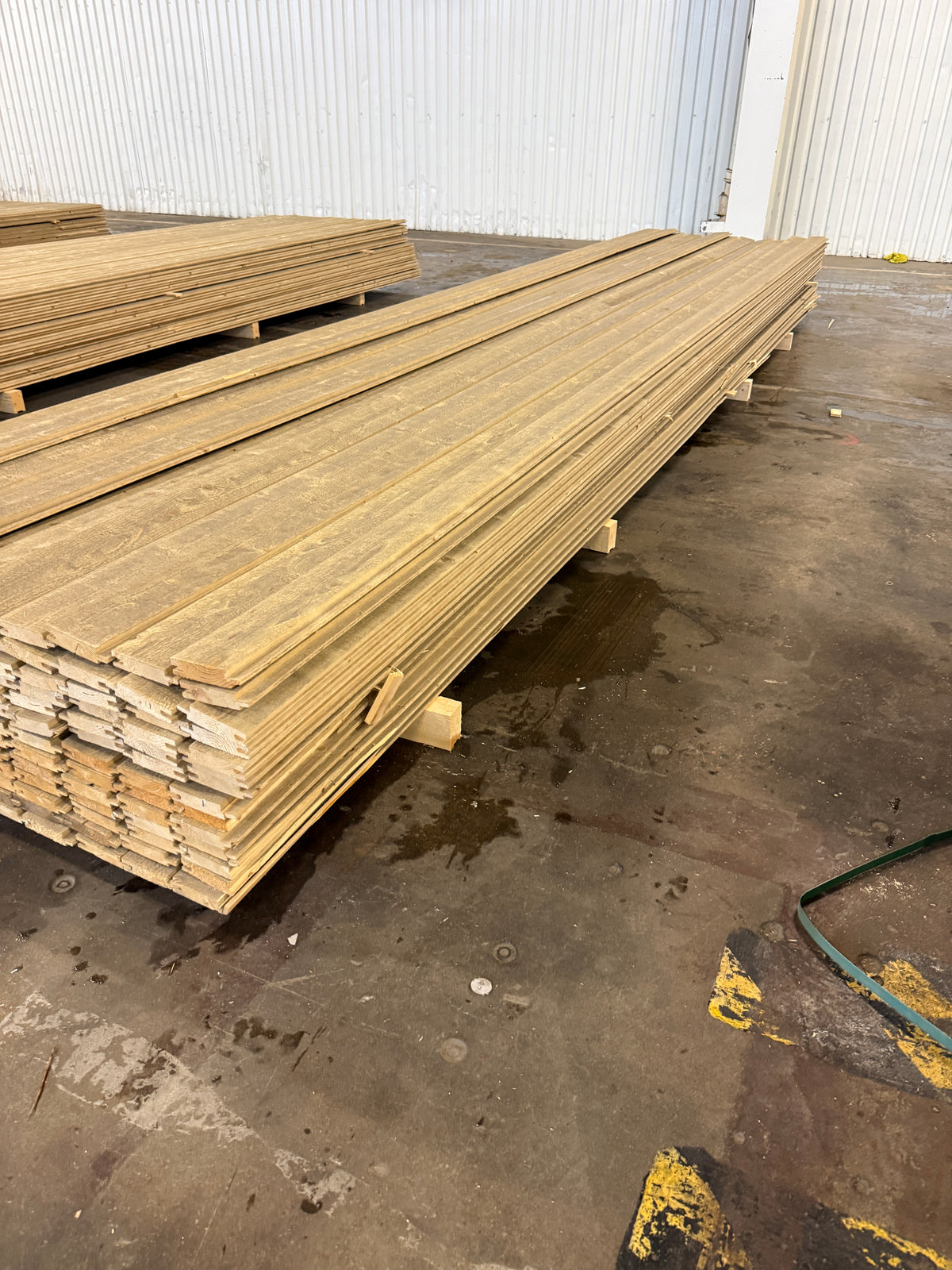 Paket Spårpanel Lasyr 22×95 mm 4,80 m – 143 st