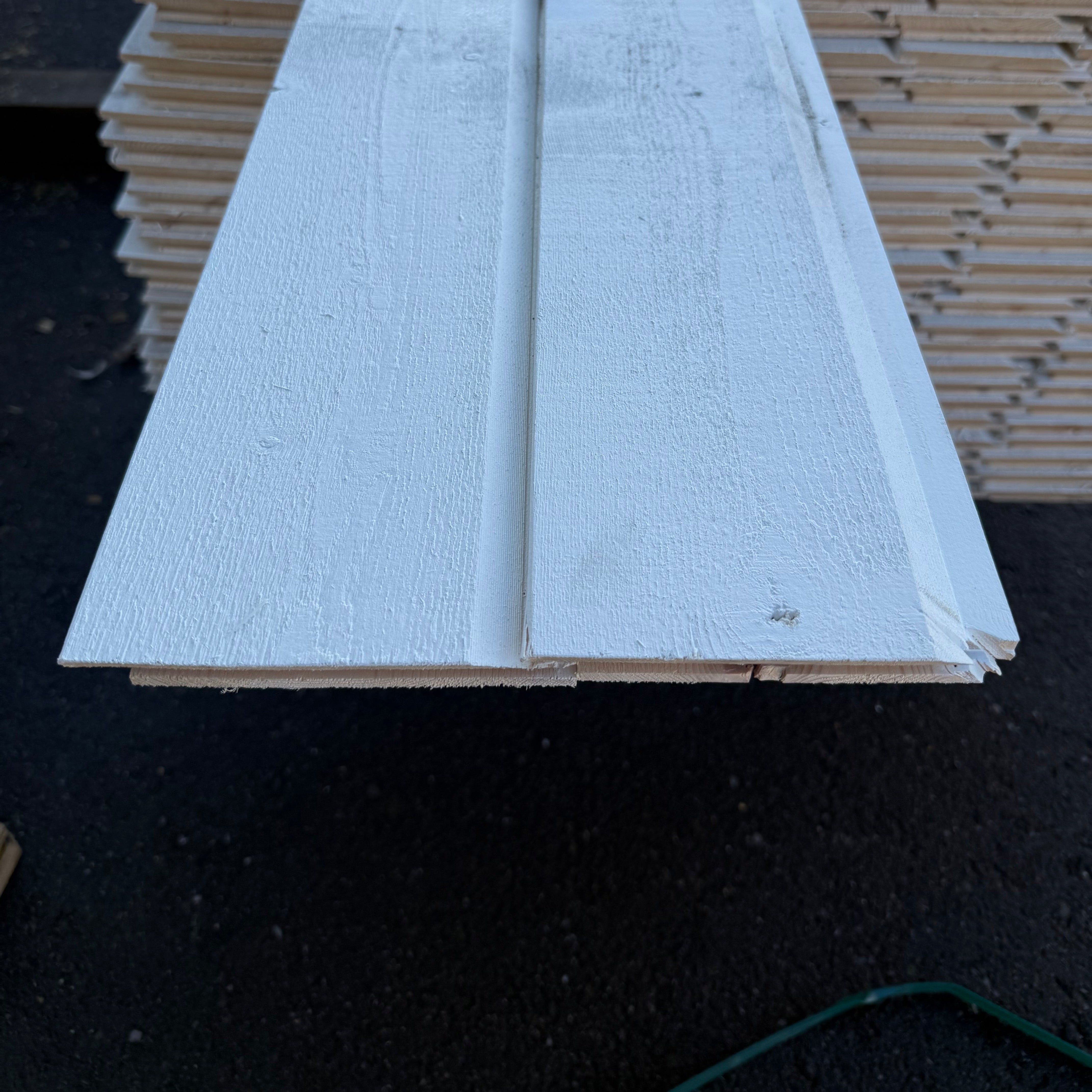Enkelfas Halvspont Ändspont 22x145mm, 3,60m (Mellanstruken vit)