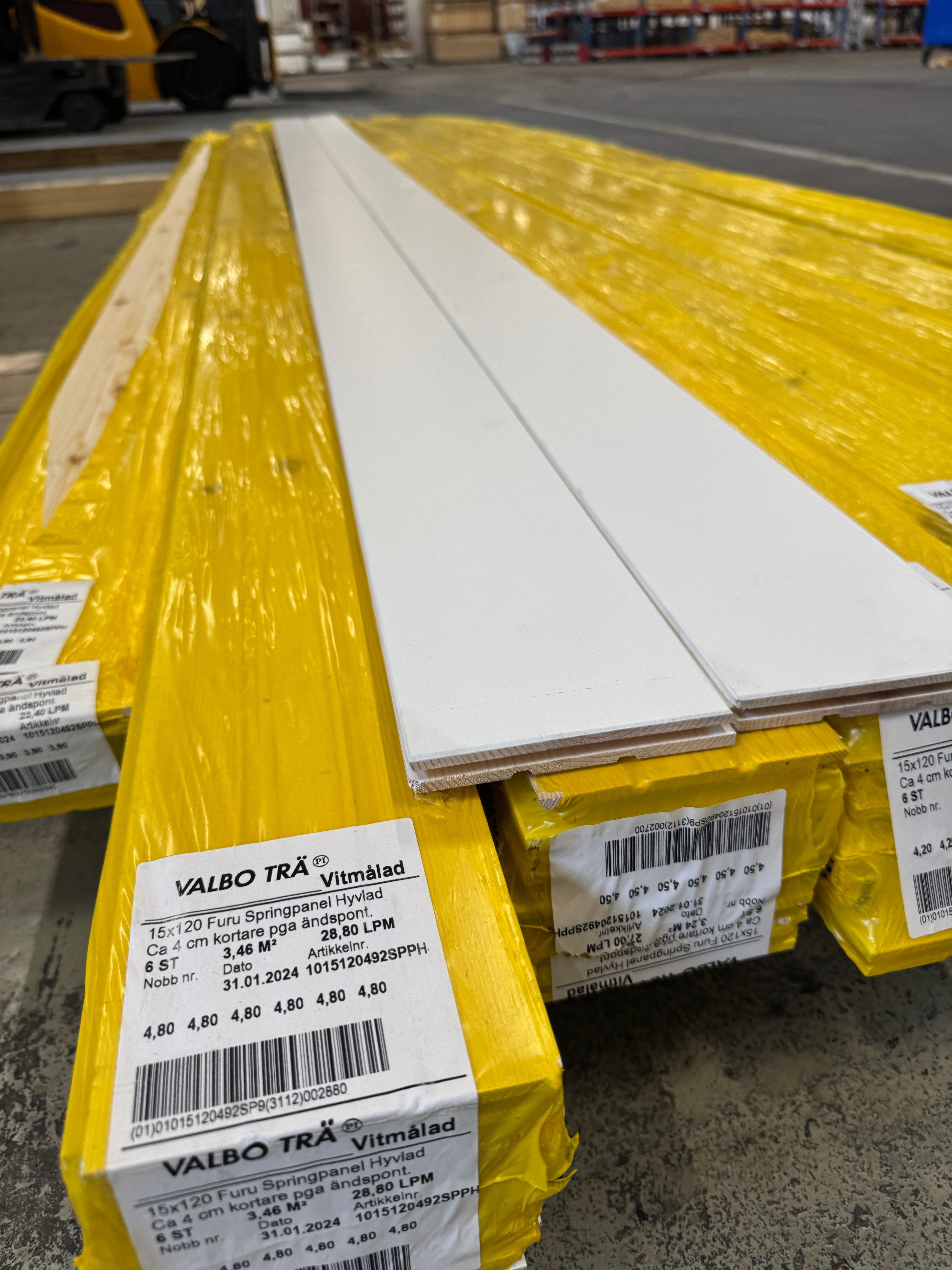 Paket Innerpanel 15x120mm – 8 pkt (3,90–4,76 m, furu, vitmålad)