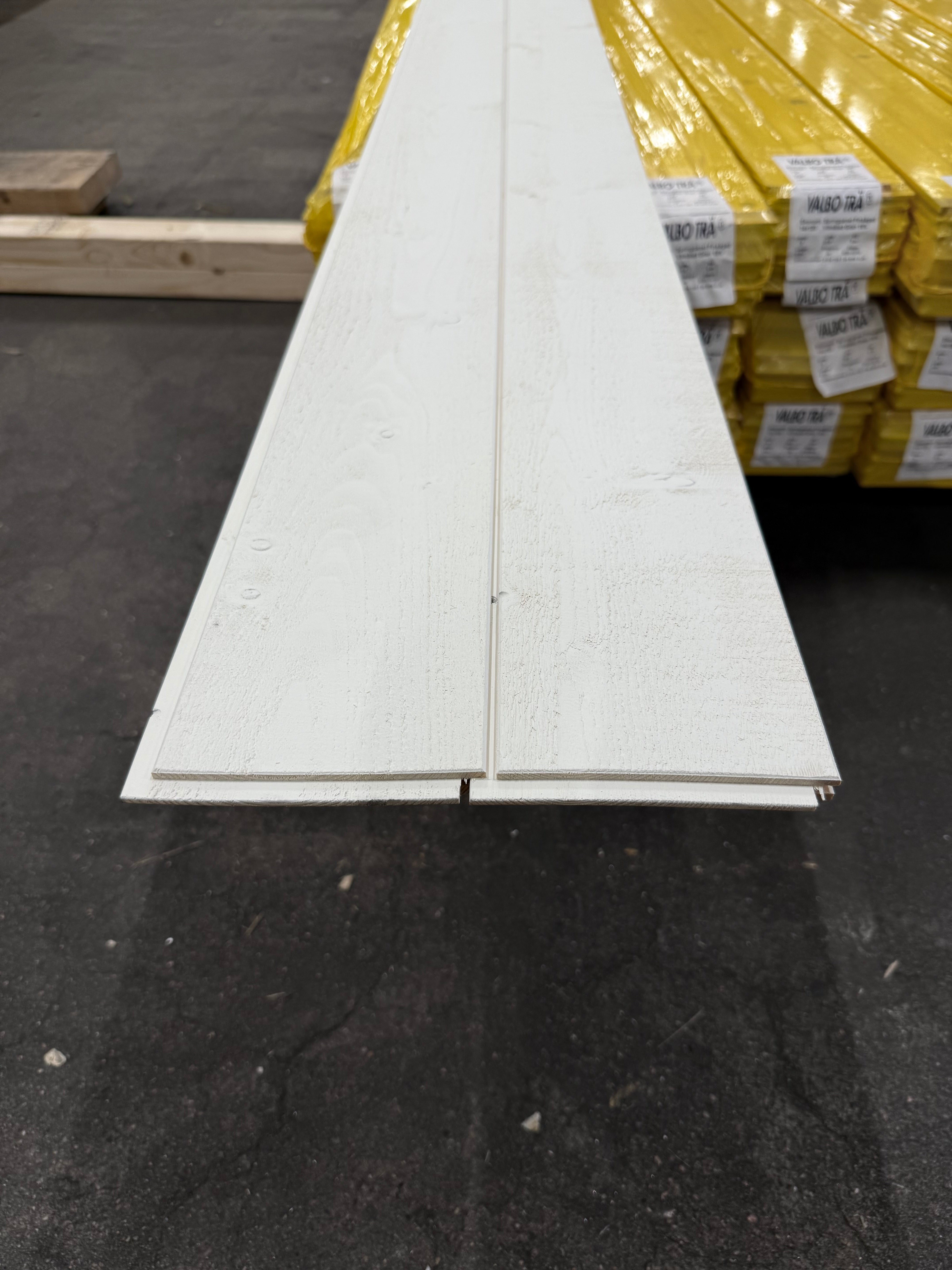 Paket Innerpanel Springpanel Finsågad 14x120mm 162st Vit