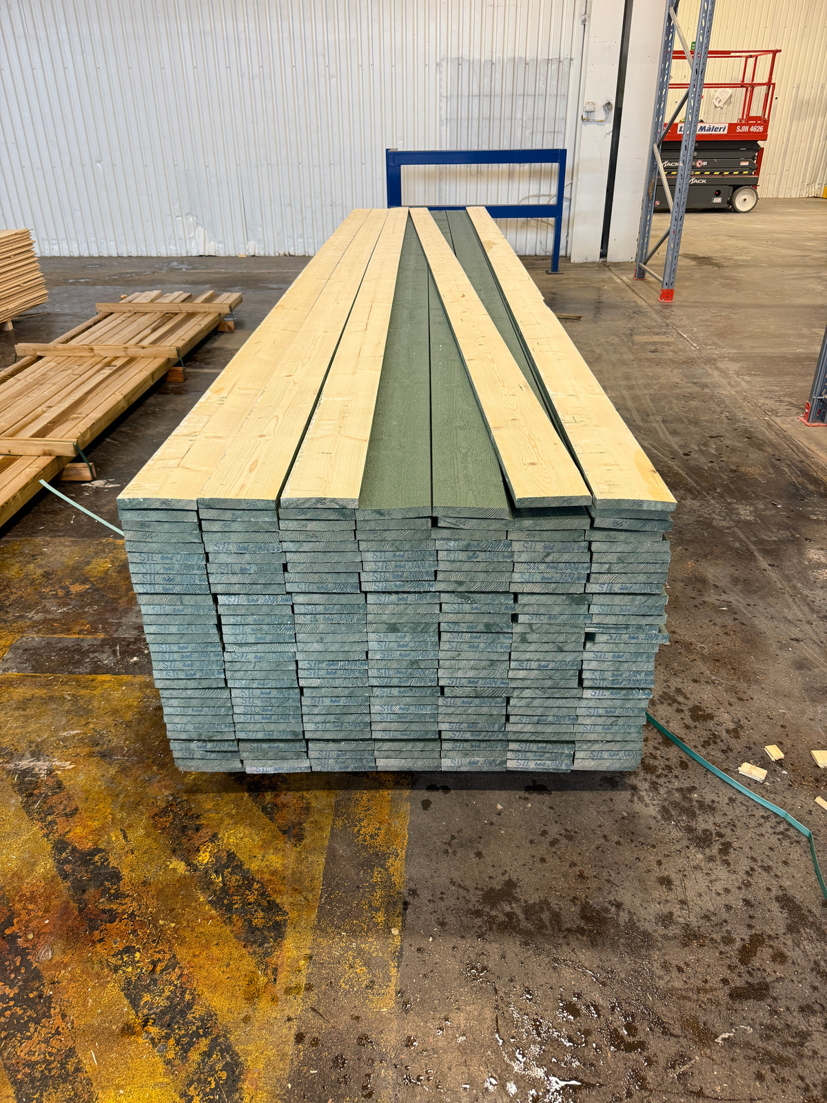Paket Finsågade Klädselbrädor 22×145 mm Mellanstrukna 5,40 m – 201 st