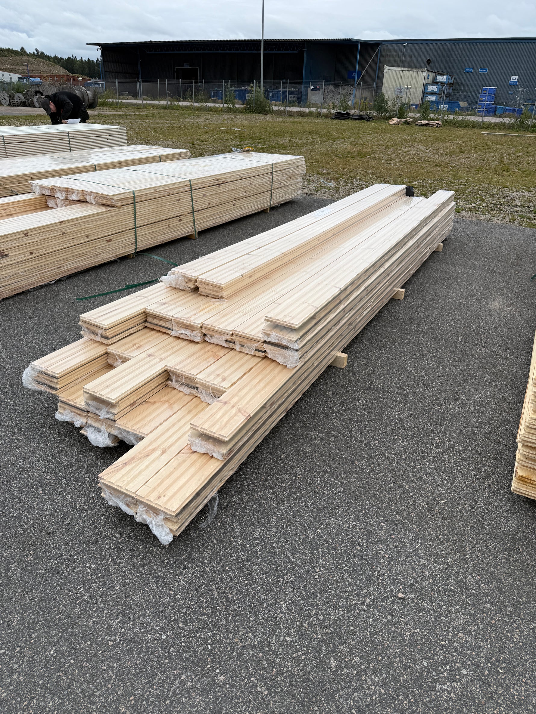 Parti Golv Borstat 25x160mm Furu 60,58m² Ekonomi – Brun Hårdvaxolja