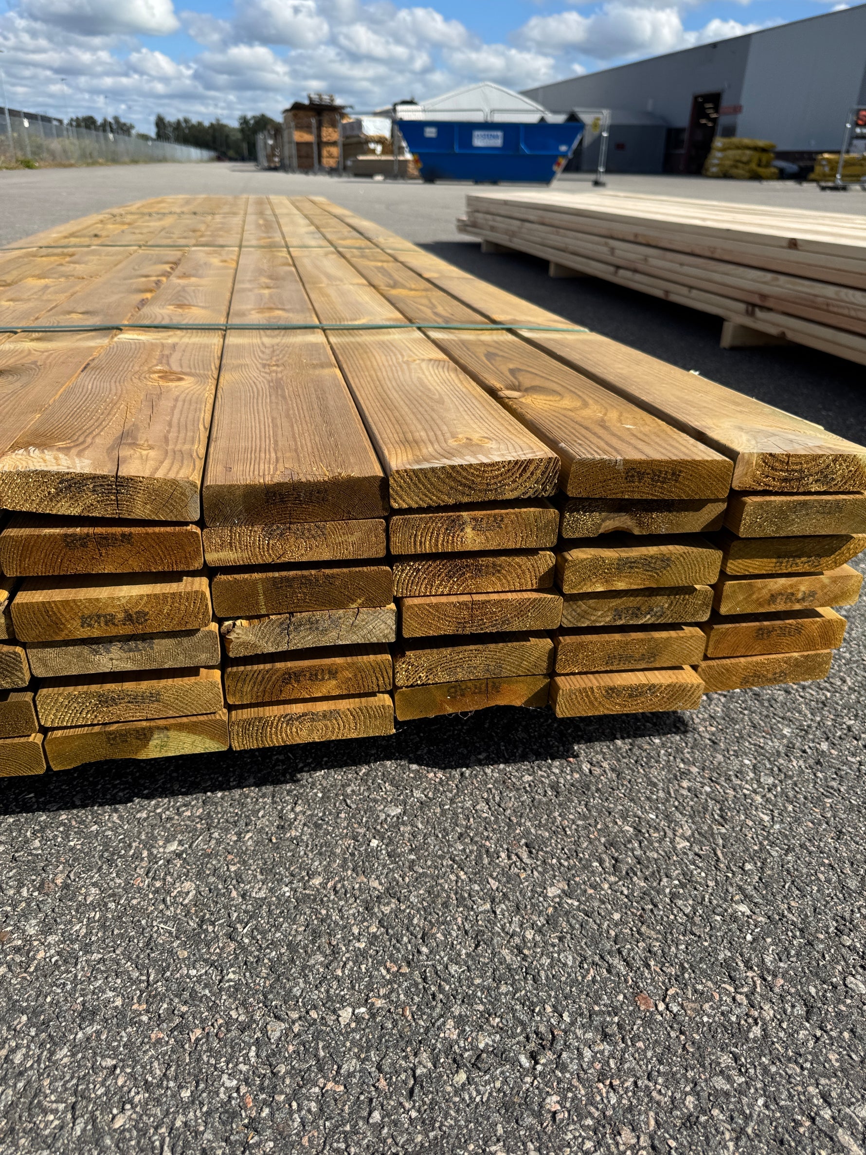Paket Slät Trall 28x120 – 54st – 5.40 m – NTR AB – ANDRASORTERING