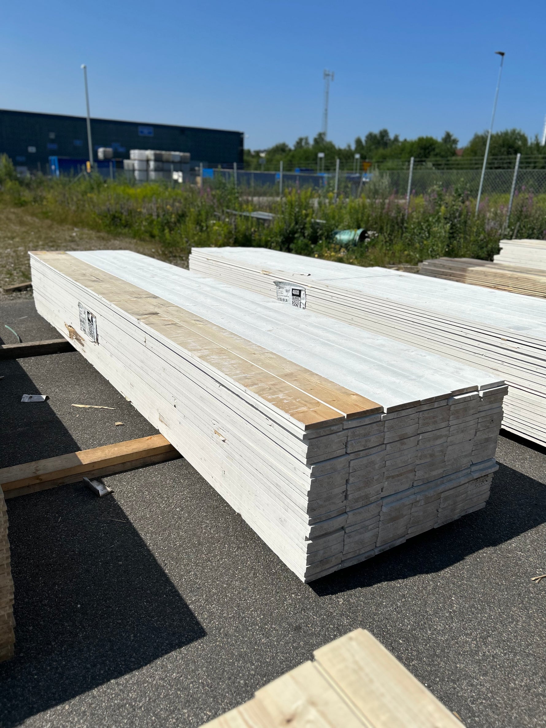 Paket Finsågade Brädor 22x170mm 4.80m 156st Mellanstruken