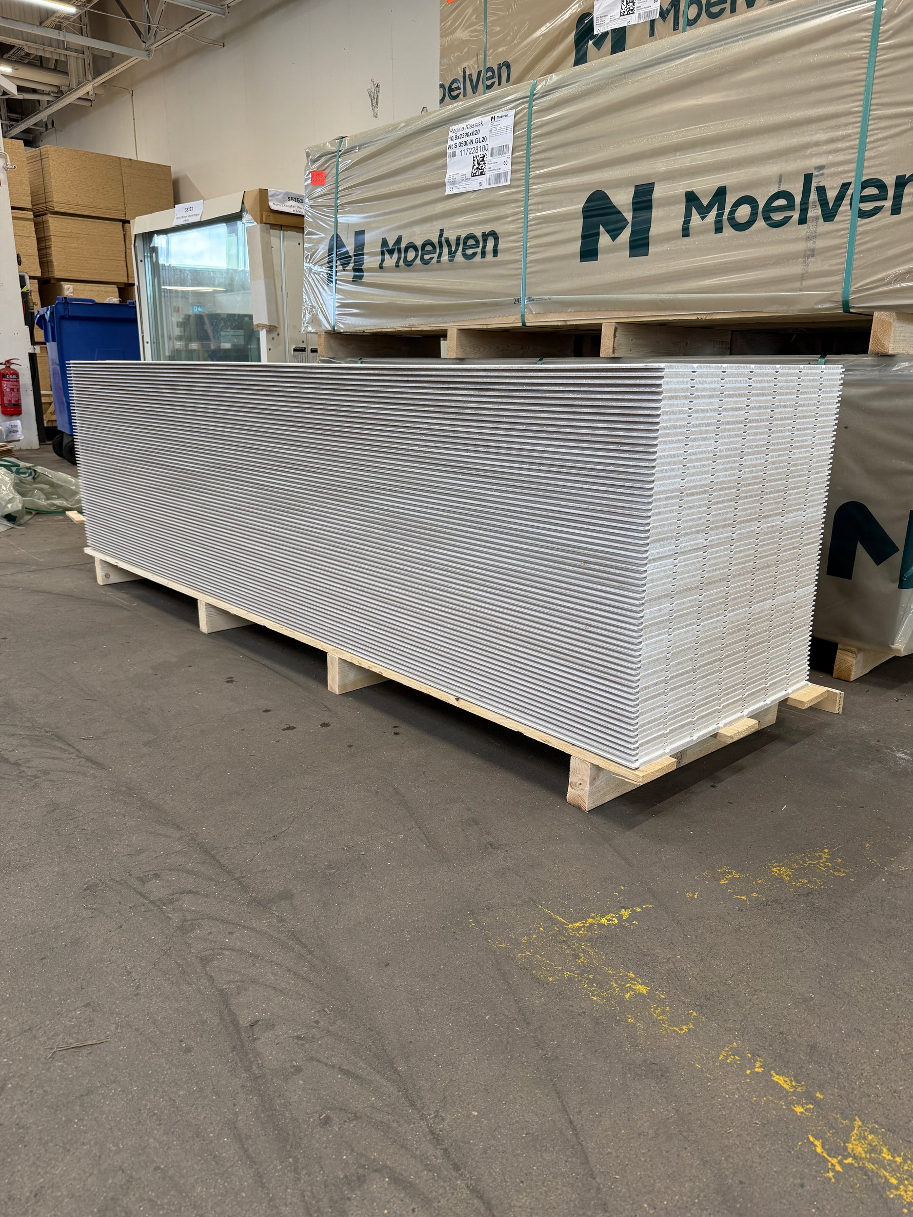 Panel Moelven Regina Klassisk vit