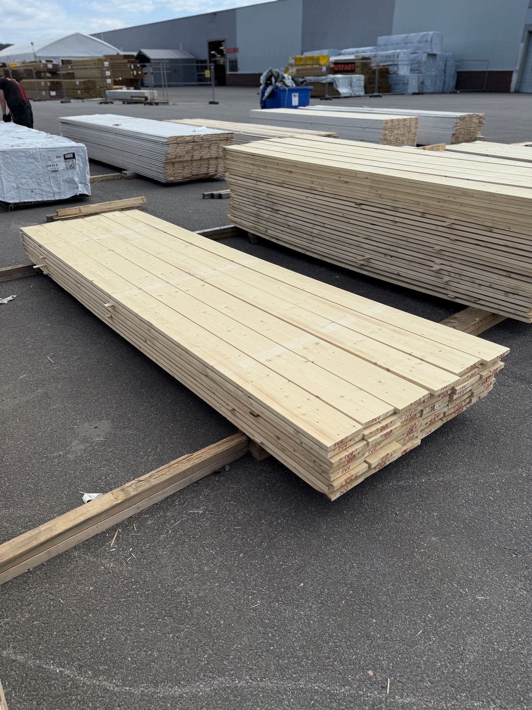 Paket Finsågade Brädor 22x170mm  3.60m 48st
