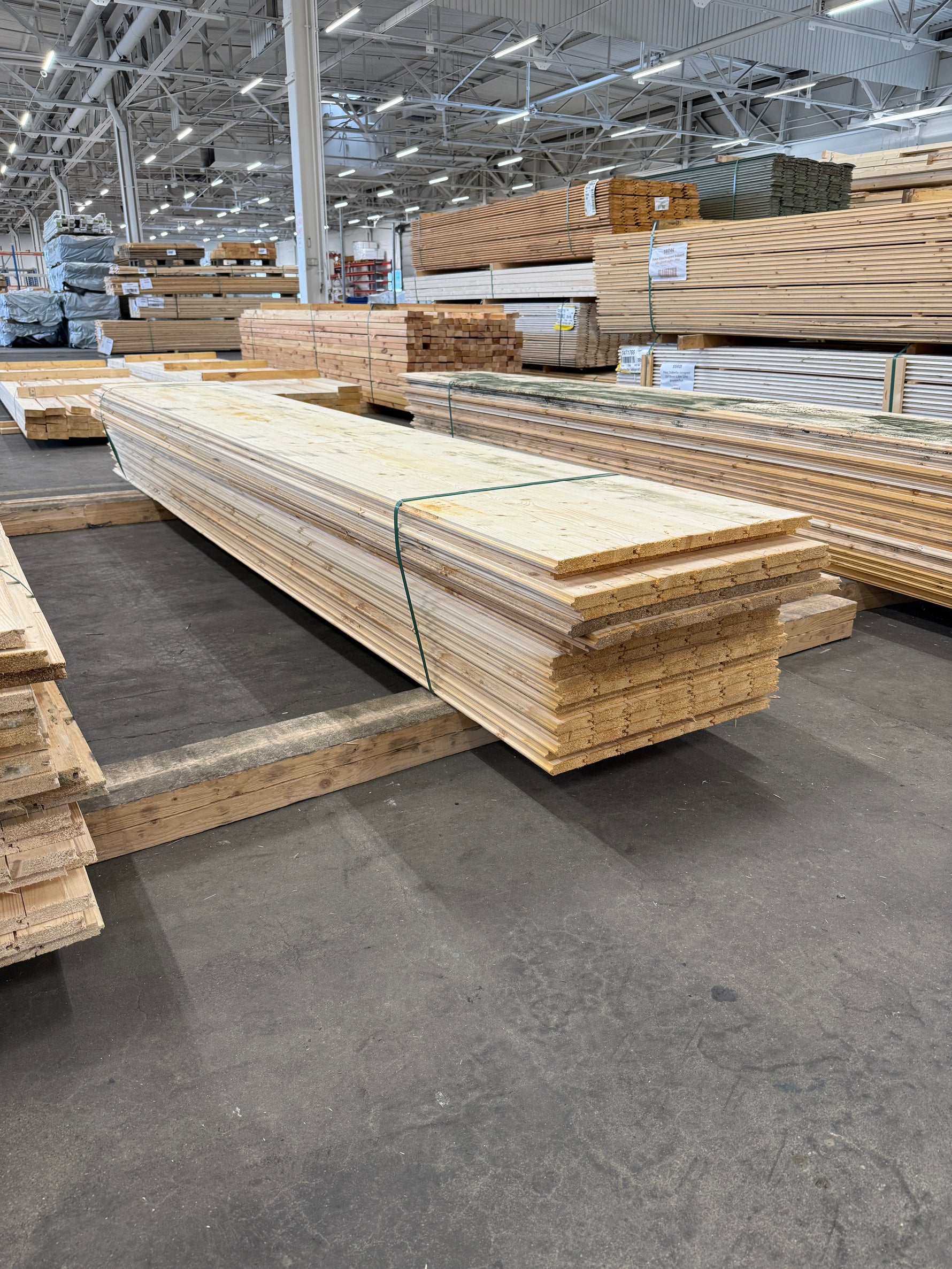Parti Råspontluckor 20x540x3600mm 20st (Fuktskadad)
