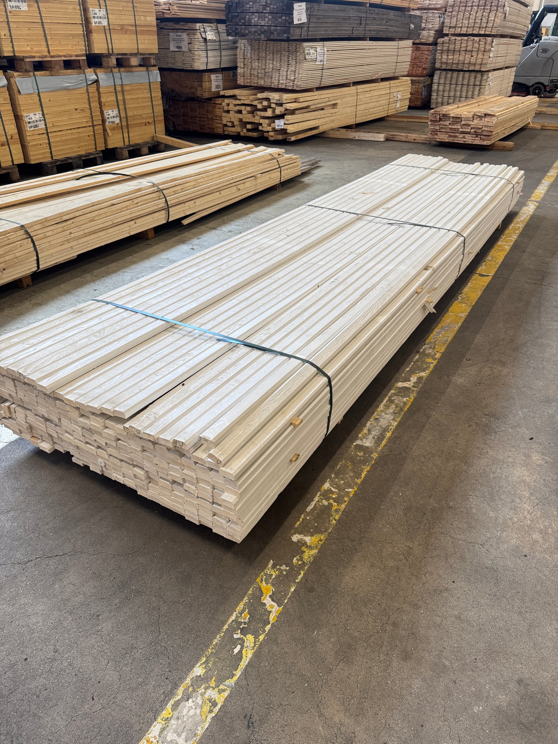Paket Fasadläkt 22x45mm 4,20m – 260 st Vit