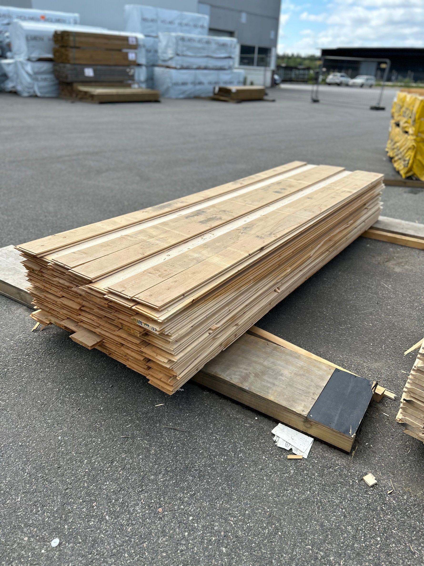 Paket Ytterpanel Enkelfas Ändspont 22x145mm 3.30m 138st